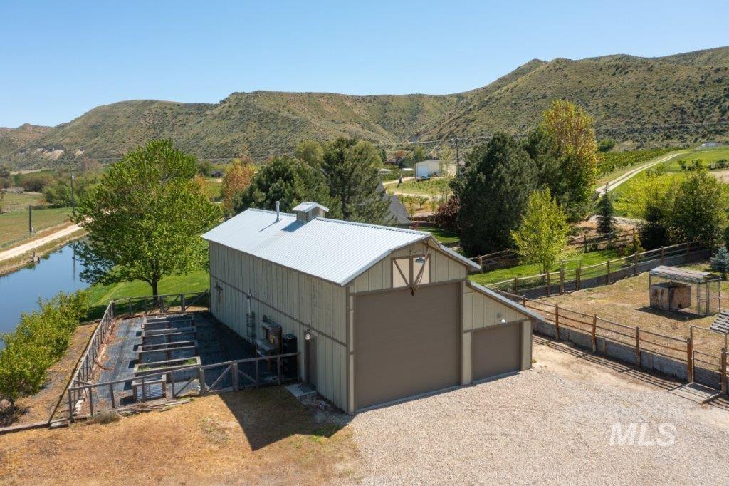 2600 W South Slope Rd, Emmett, Idaho 83617, 4 Bedrooms, 4 Bathrooms, Residential For Sale, Price $1,250,000,MLS 98975682