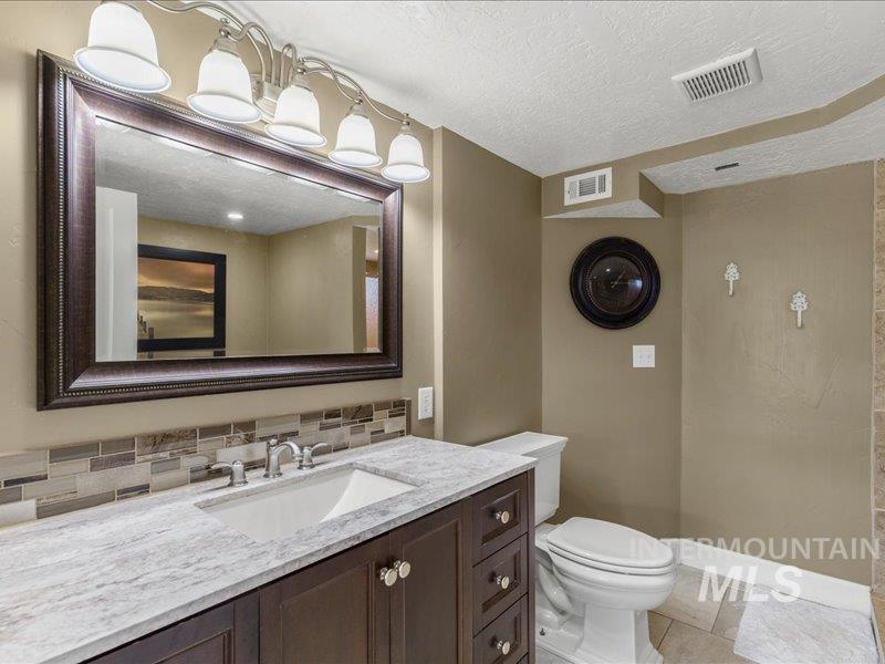 803 N Garden St, Boise, Idaho 83706, 4 Bedrooms, 3 Bathrooms, Residential For Sale, Price $935,000,MLS 98975683