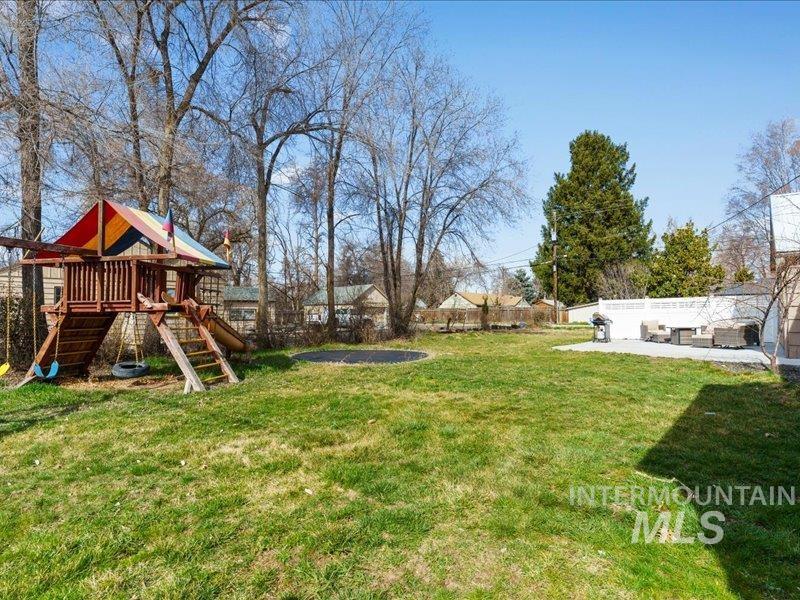 803 N Garden St, Boise, Idaho 83706, 4 Bedrooms, 3 Bathrooms, Residential For Sale, Price $935,000,MLS 98975683