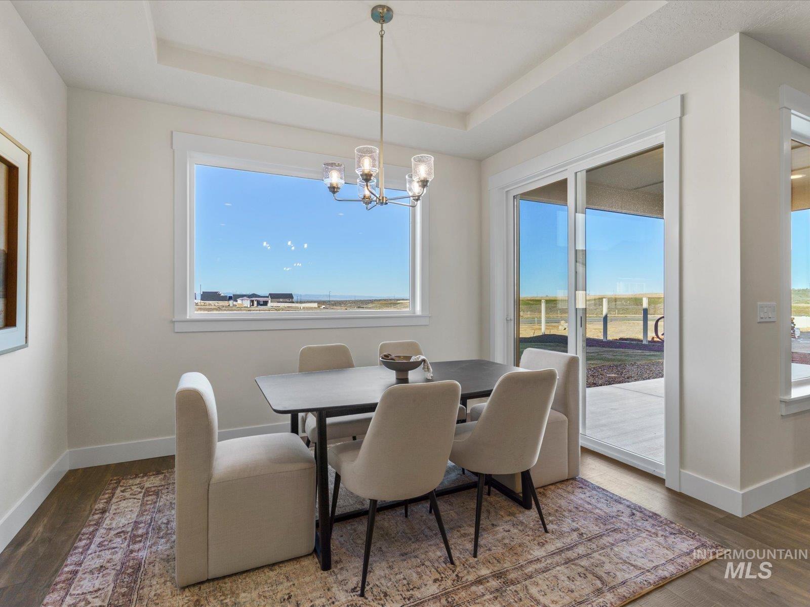 375 S Strut Way, Boise, Idaho 83716, 4 Bedrooms, 2.5 Bathrooms, Residential For Sale, Price $699,900,MLS 98975685