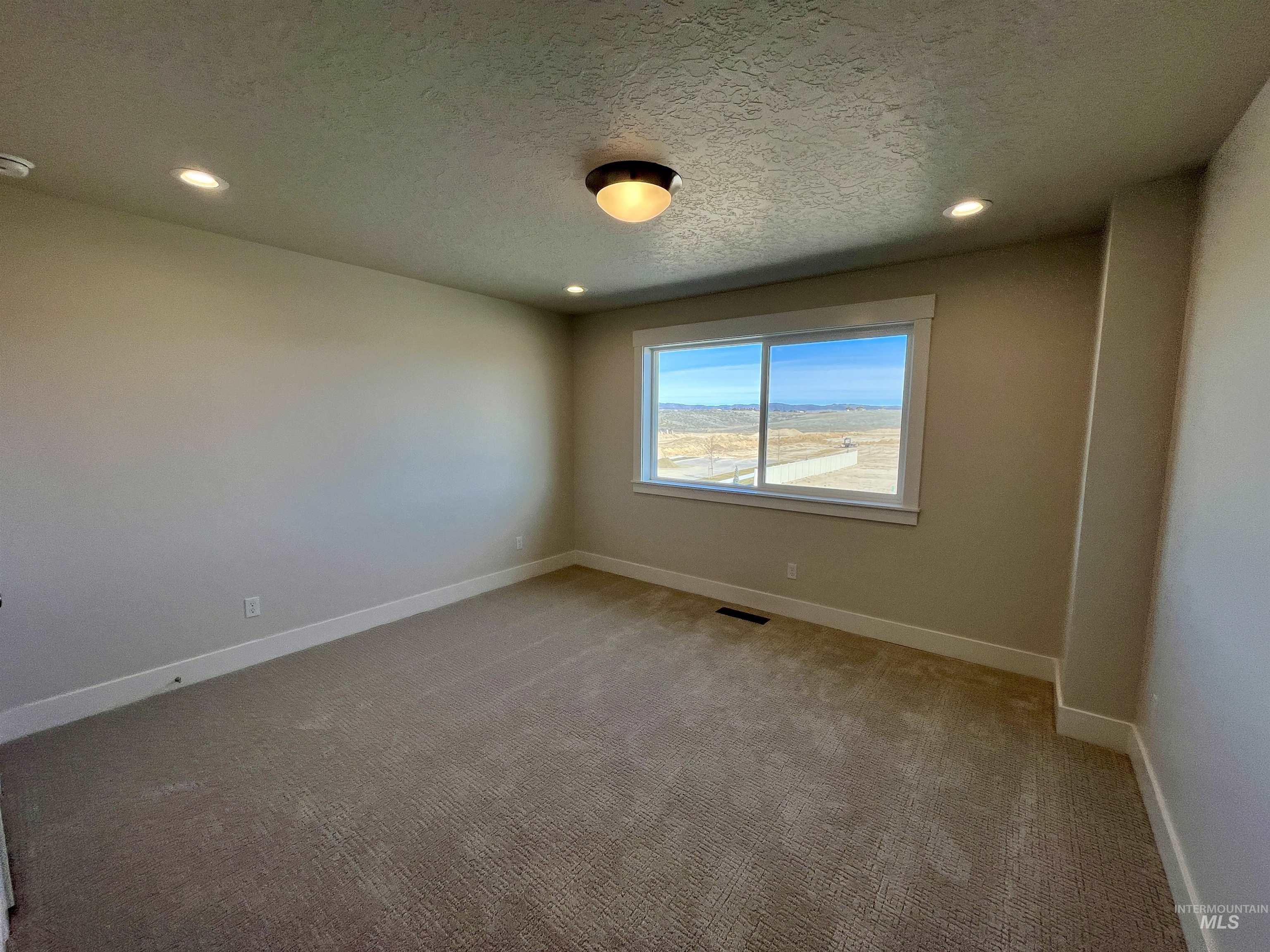 375 S Strut Way, Boise, Idaho 83716, 4 Bedrooms, 2.5 Bathrooms, Residential For Sale, Price $699,900,MLS 98975685