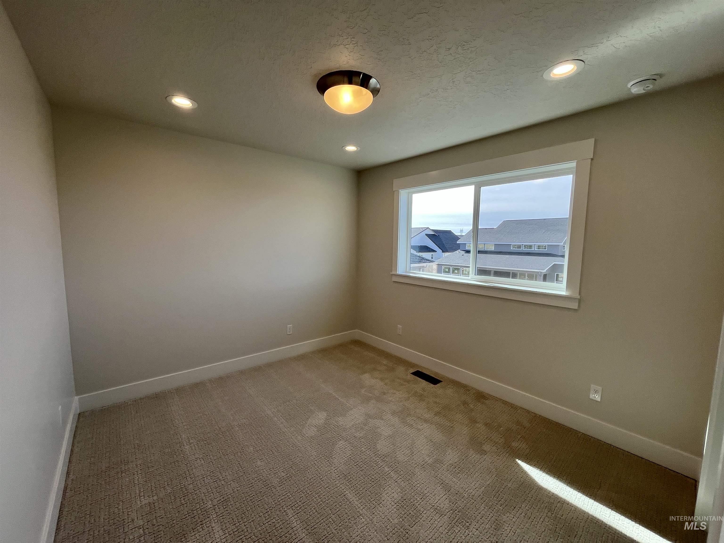 375 S Strut Way, Boise, Idaho 83716, 4 Bedrooms, 2.5 Bathrooms, Residential For Sale, Price $699,900,MLS 98975685