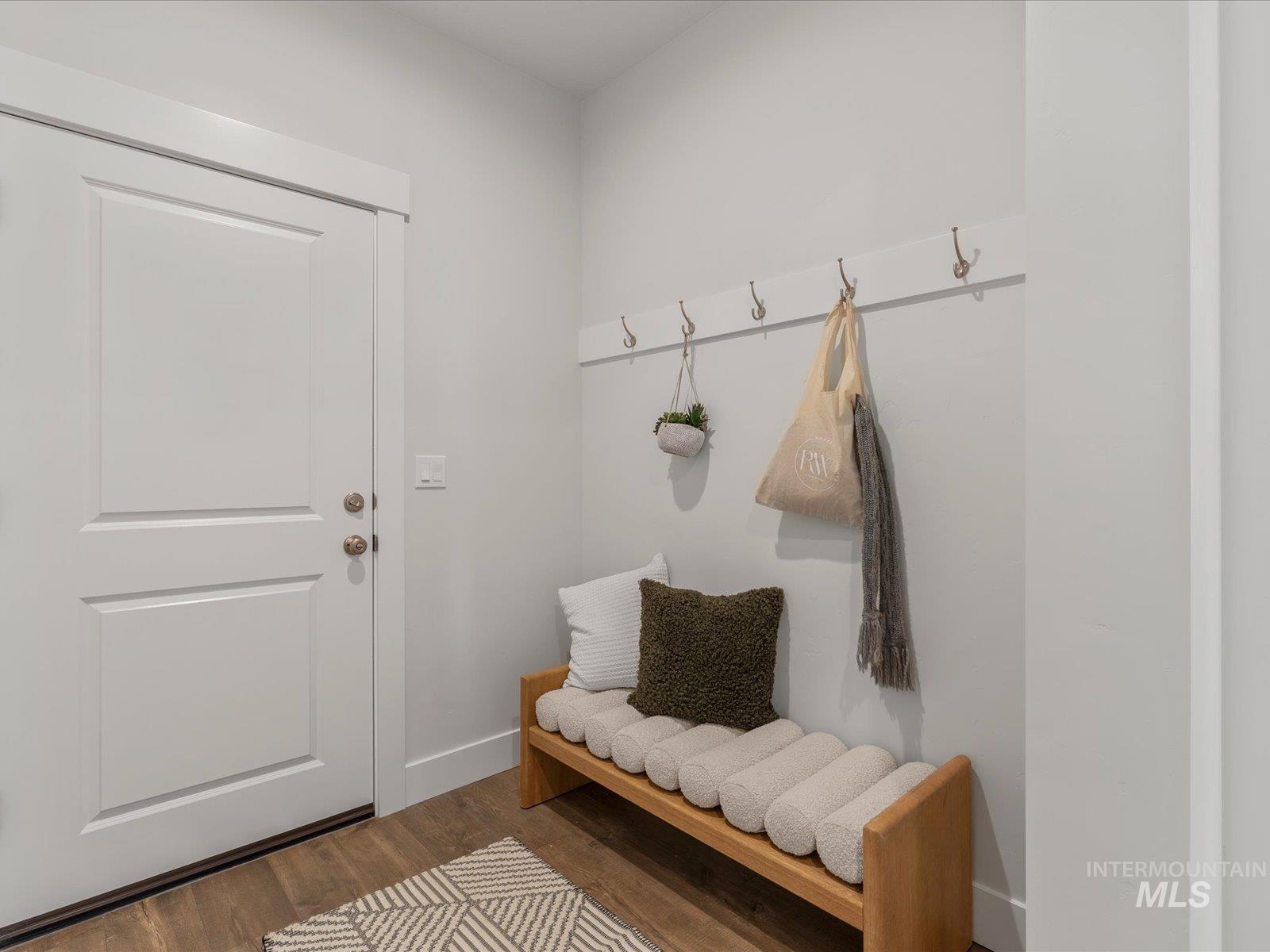 375 S Strut Way, Boise, Idaho 83716, 4 Bedrooms, 2.5 Bathrooms, Residential For Sale, Price $699,900,MLS 98975685