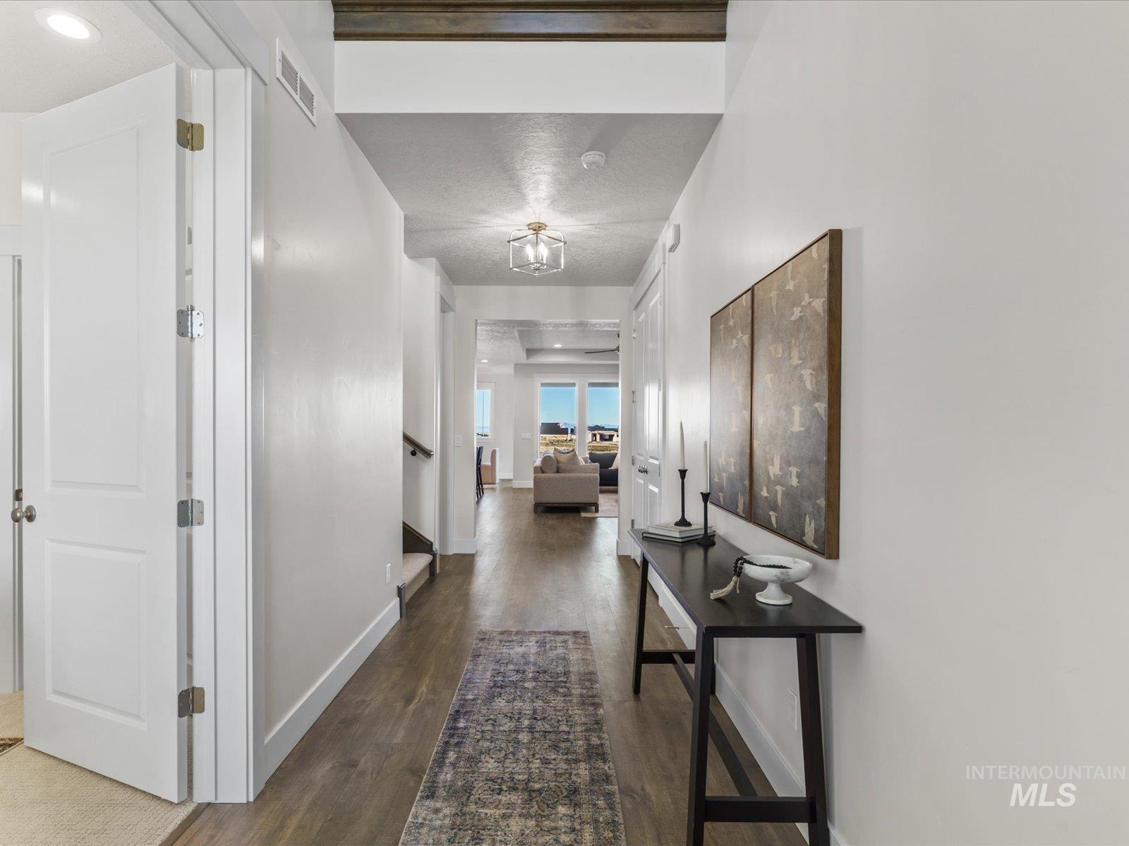 375 S Strut Way, Boise, Idaho 83716, 4 Bedrooms, 2.5 Bathrooms, Residential For Sale, Price $699,900,MLS 98975685