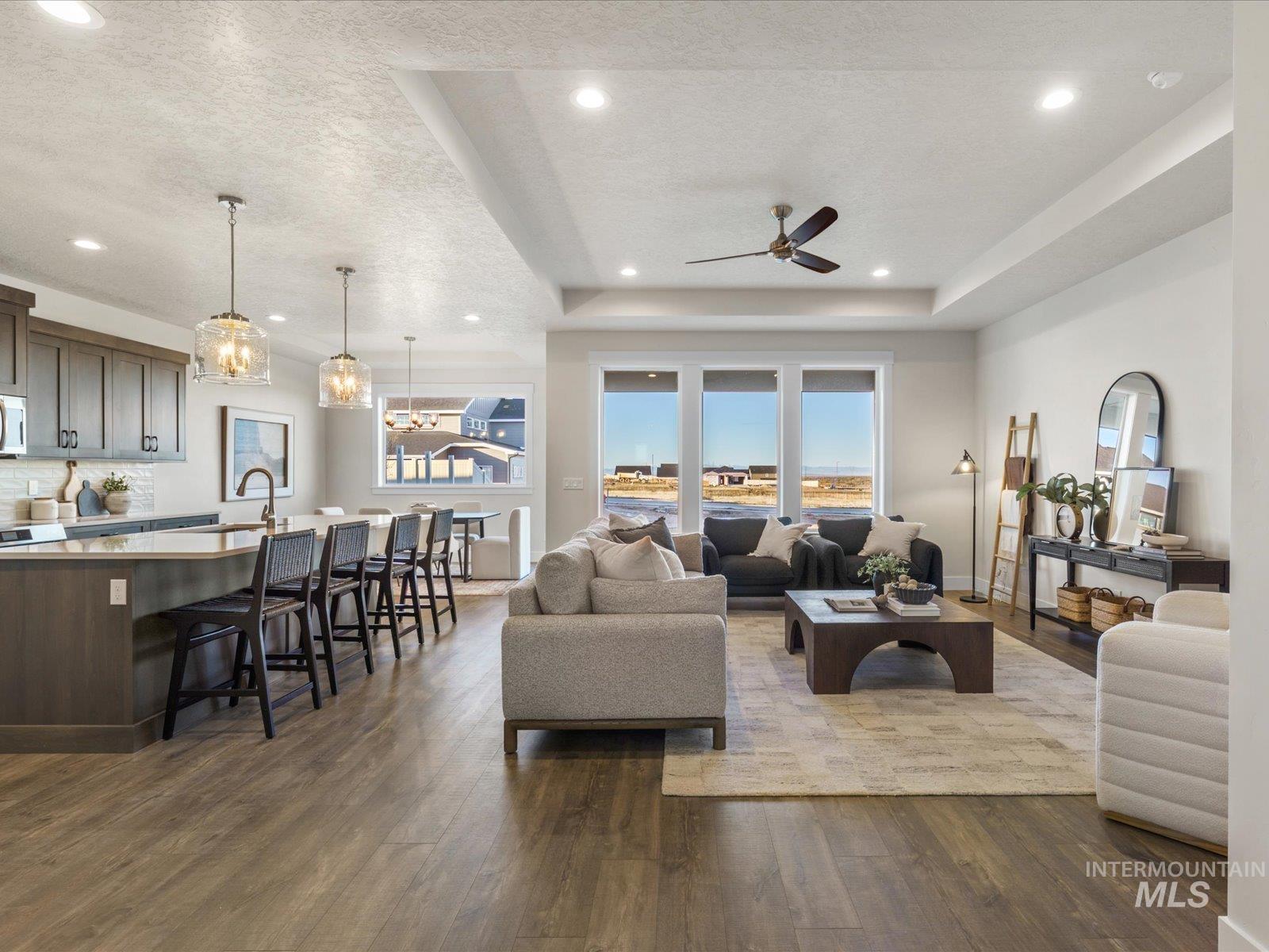 375 S Strut Way, Boise, Idaho 83716, 4 Bedrooms, 2.5 Bathrooms, Residential For Sale, Price $699,900,MLS 98975685