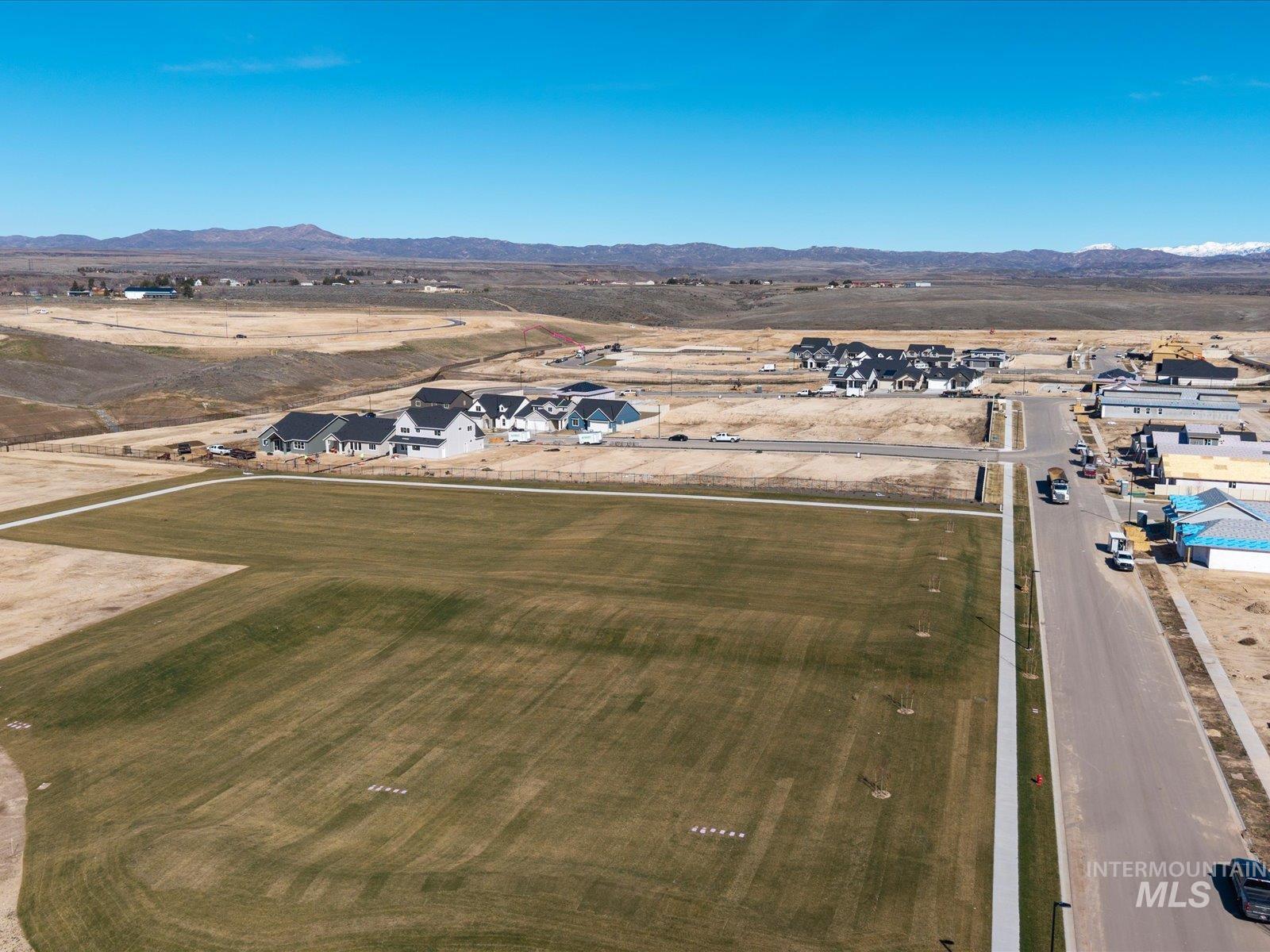 375 S Strut Way, Boise, Idaho 83716, 4 Bedrooms, 2.5 Bathrooms, Residential For Sale, Price $699,900,MLS 98975685