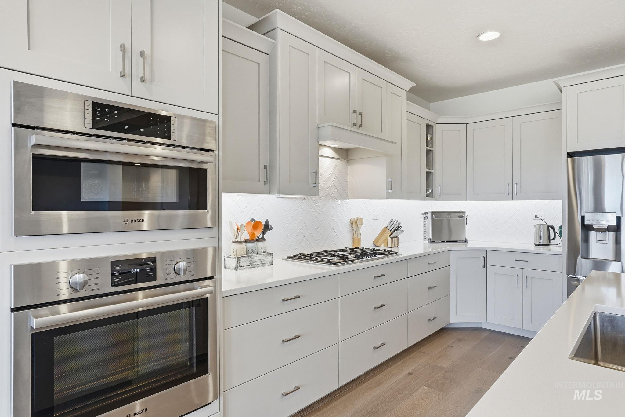 2301 Nordic Ave., Middleton, Idaho 83644, 3 Bedrooms, 2.5 Bathrooms, Residential For Sale, Price $940,000,MLS 98975686