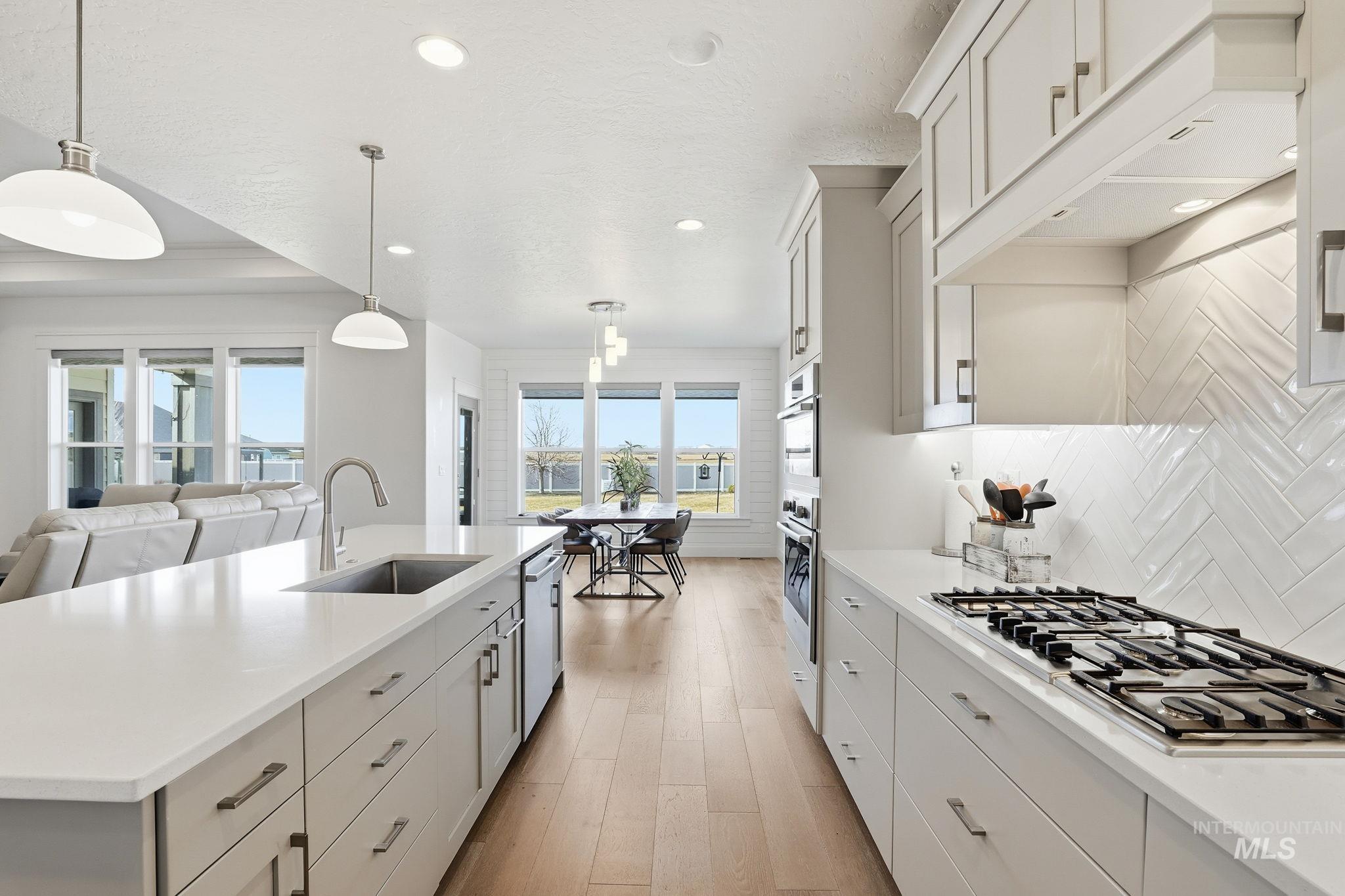 2301 Nordic Ave., Middleton, Idaho 83644, 3 Bedrooms, 2.5 Bathrooms, Residential For Sale, Price $940,000,MLS 98975686