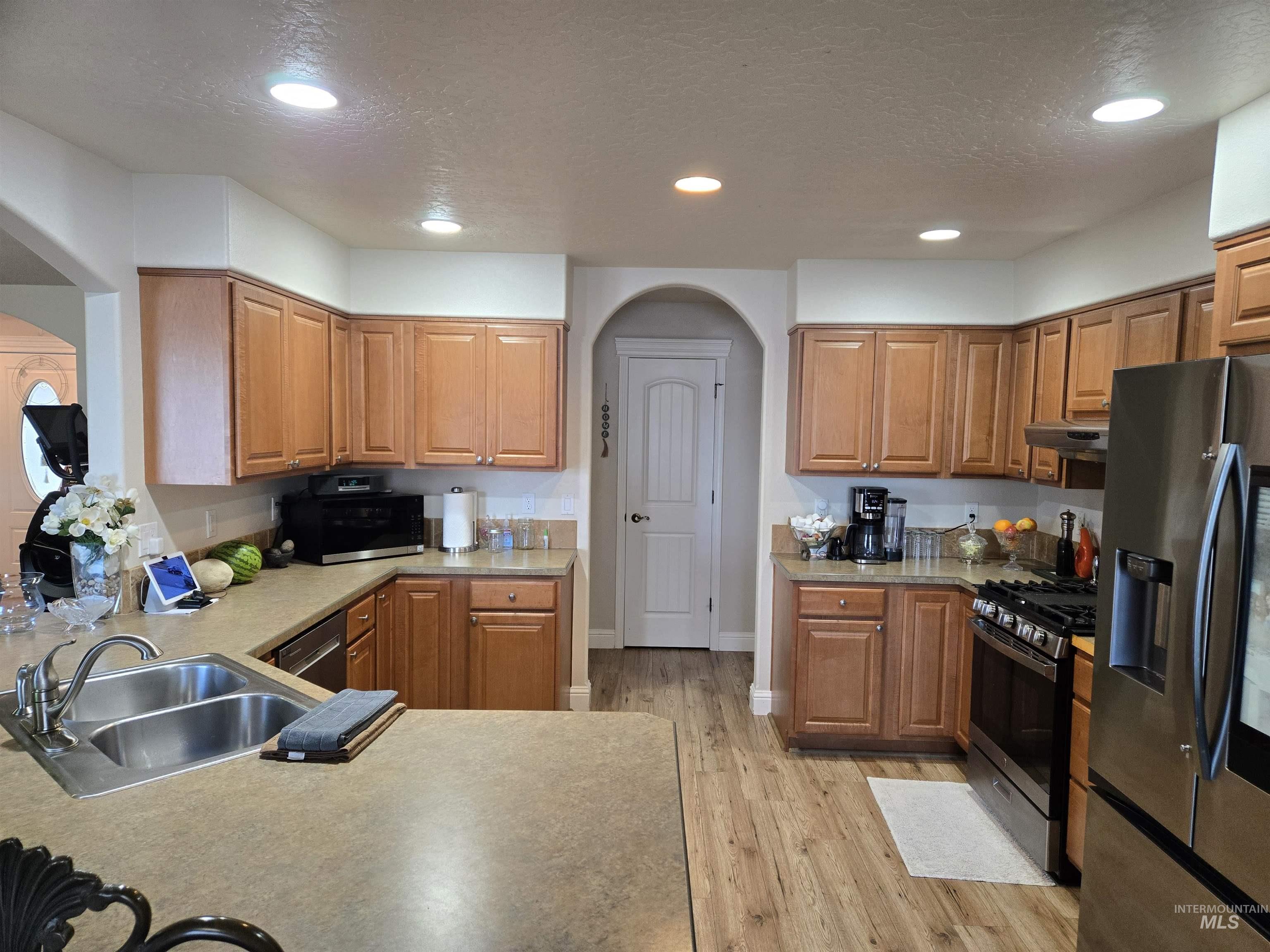 1409 NW 7th Ave, Ontario, Oregon 97914, 3 Bedrooms, 2 Bathrooms, Residential For Sale, Price $375,000,MLS 98975688