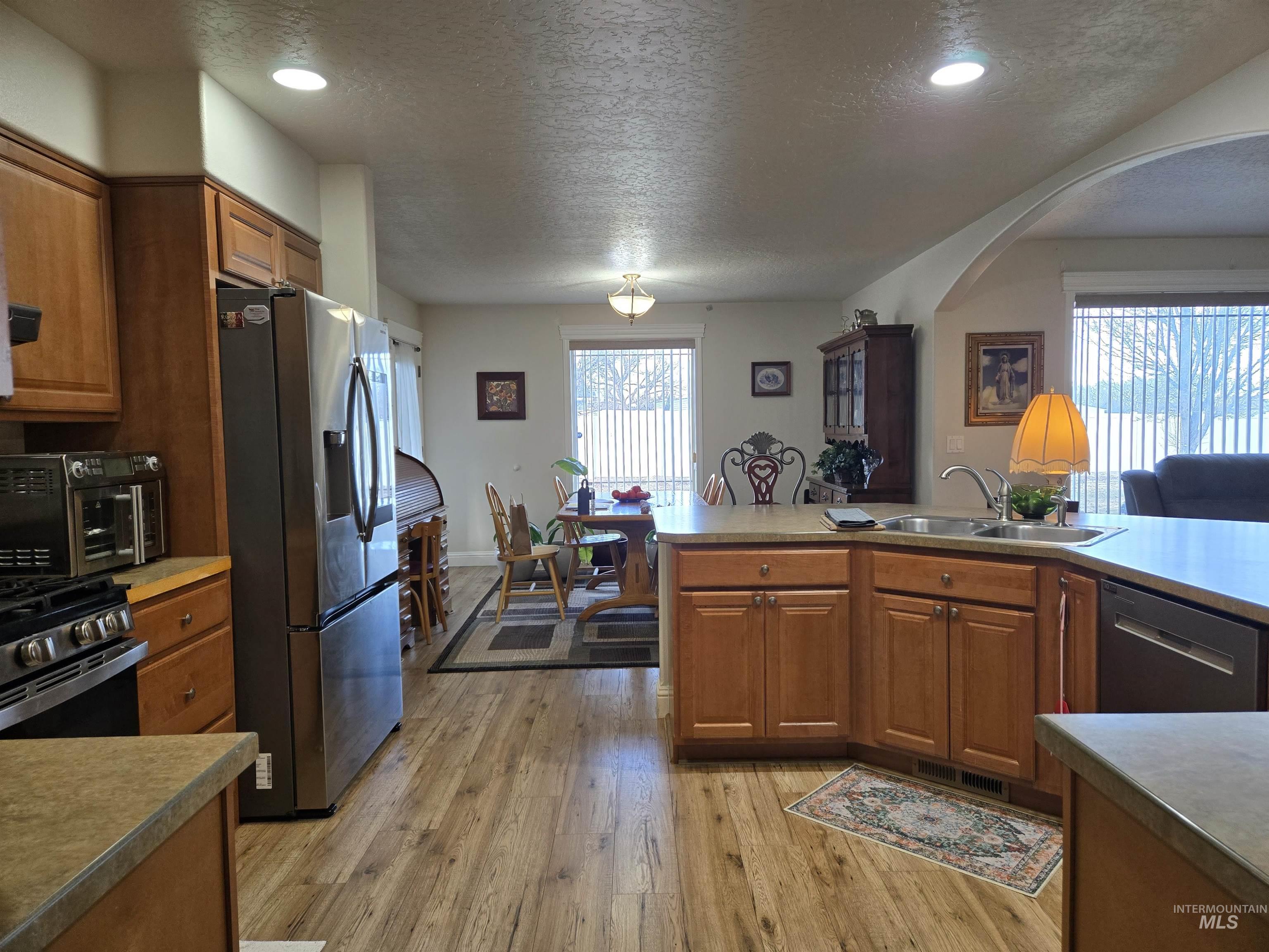 1409 NW 7th Ave, Ontario, Oregon 97914, 3 Bedrooms, 2 Bathrooms, Residential For Sale, Price $375,000,MLS 98975688