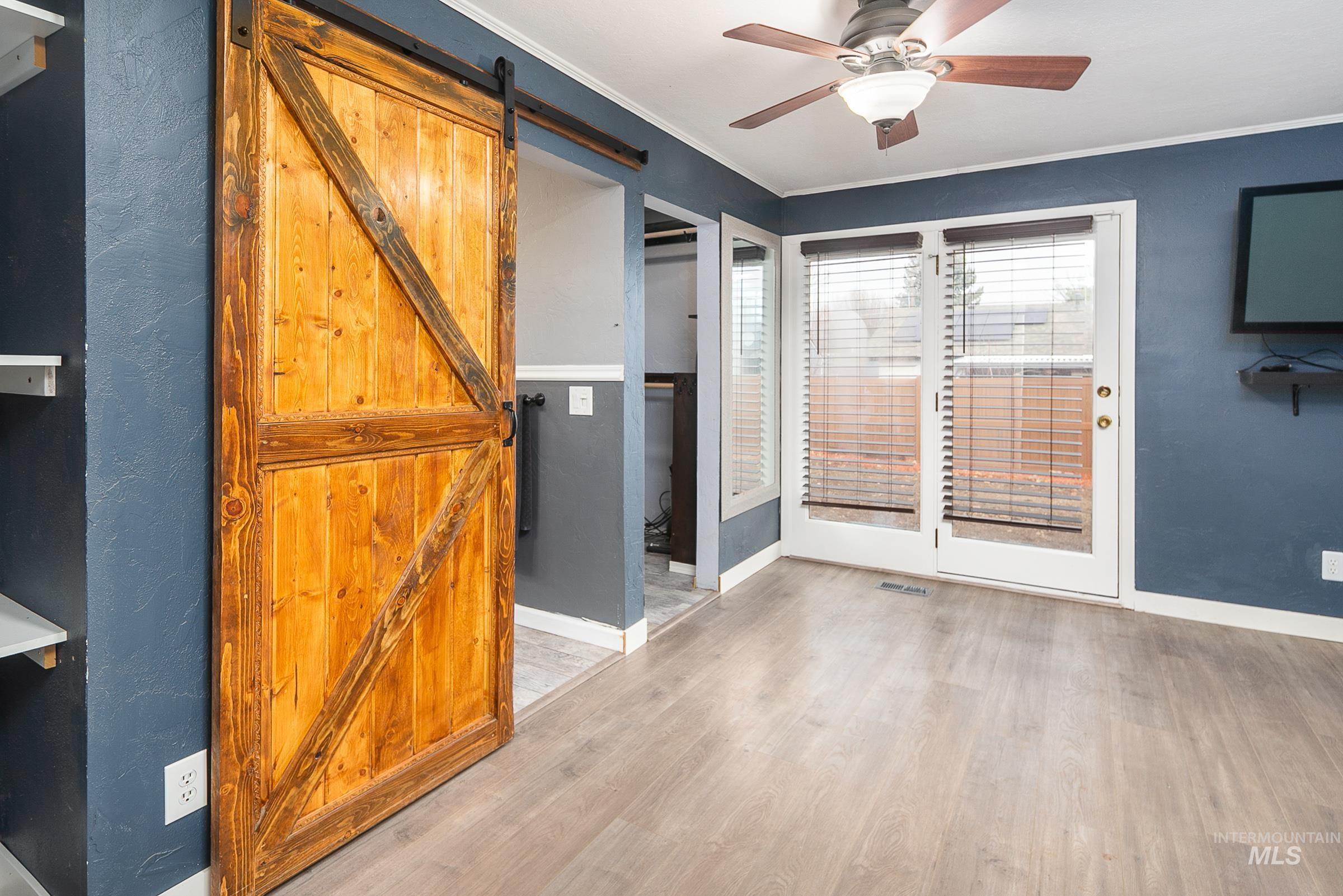 2163 N Workland, Boise, Idaho 83704, 4 Bedrooms, 2 Bathrooms, Residential For Sale, Price $424,990,MLS 98975691