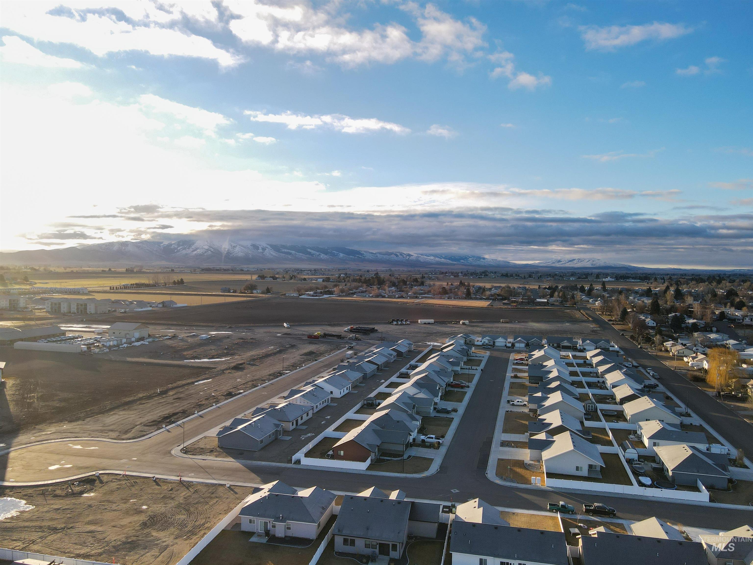 2401 Bristol Avenue, Burley, Idaho 83318, 3 Bedrooms, 2 Bathrooms, Residential For Sale, Price $332,465, 98975693