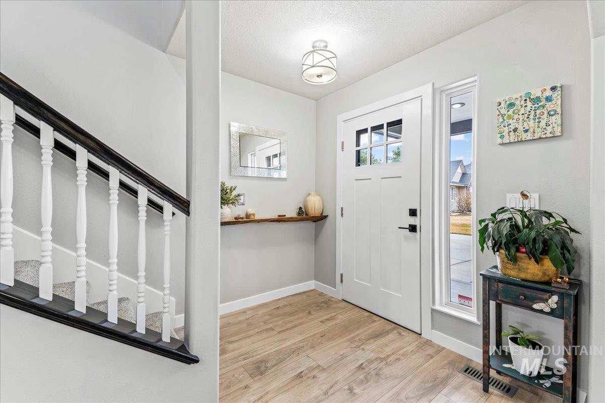 2608 S Hood Ranch Pl, Meridian, Idaho 83642, 4 Bedrooms, 2.5 Bathrooms, Residential For Sale, Price $729,500,MLS 98975695