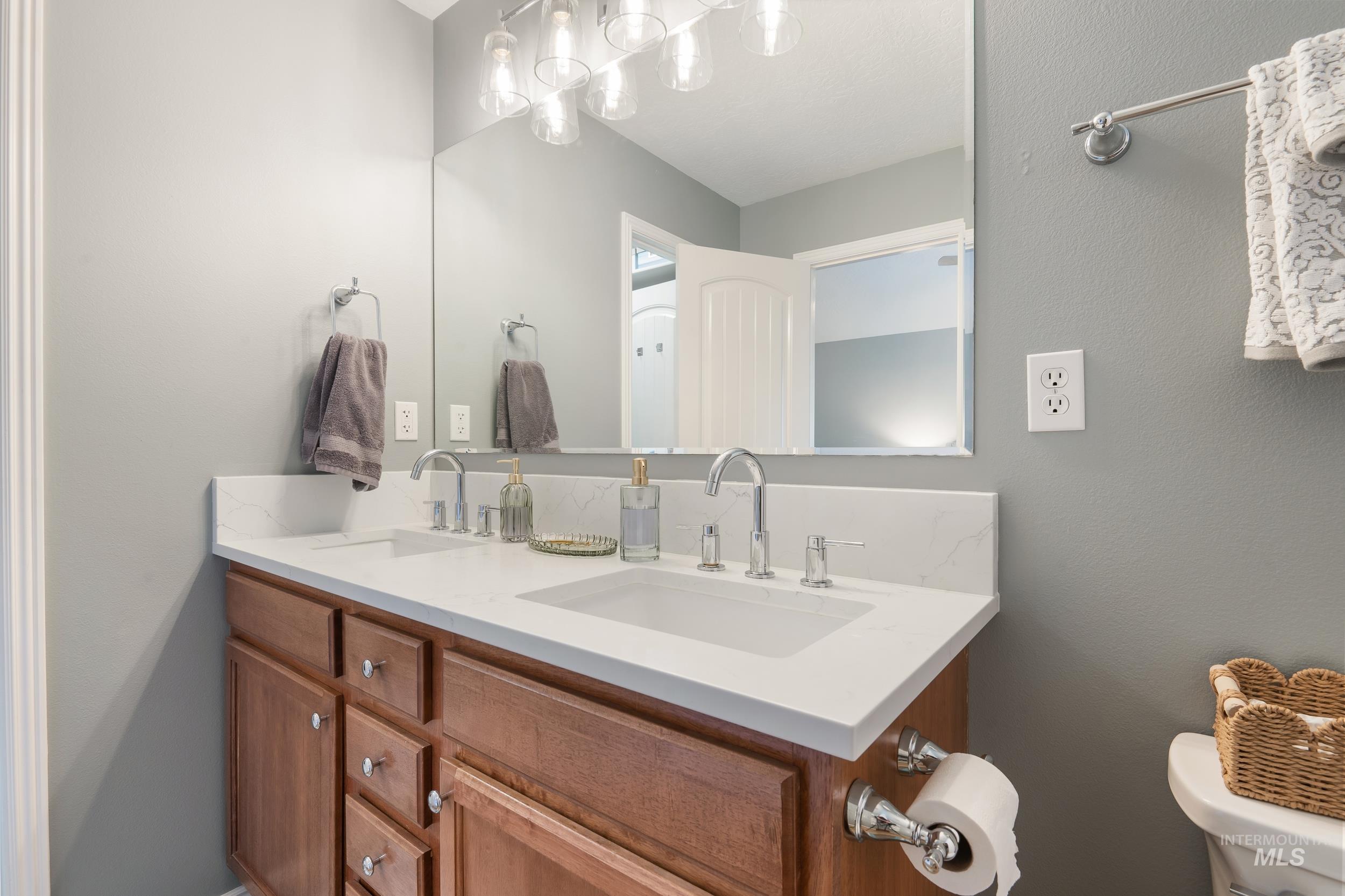 12482 W Tevoit, Boise, Idaho 83709, 3 Bedrooms, 2.5 Bathrooms, Residential For Sale, Price $499,990,MLS 98975698