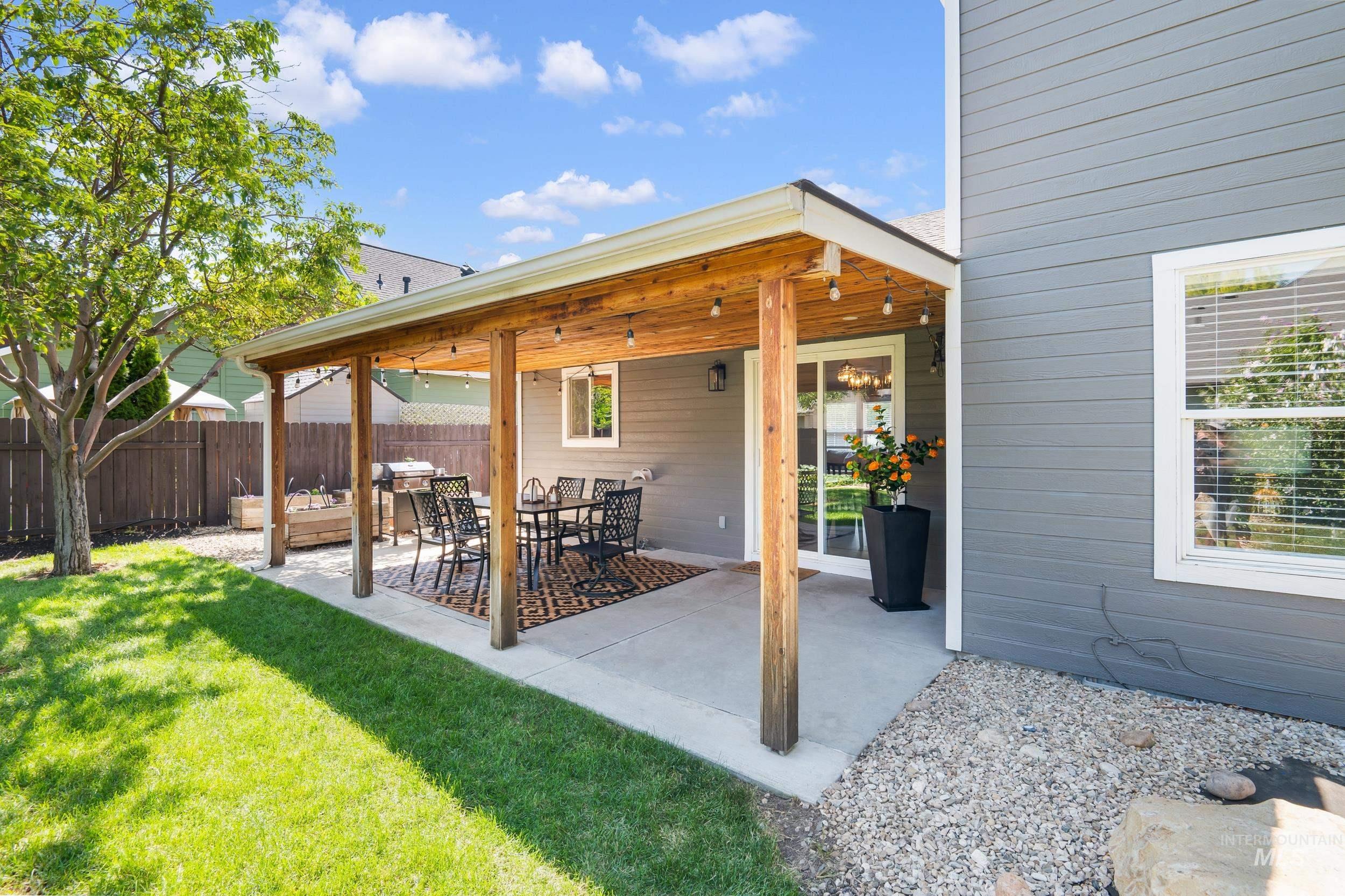 12482 W Tevoit, Boise, Idaho 83709, 3 Bedrooms, 2.5 Bathrooms, Residential For Sale, Price $499,990,MLS 98975698