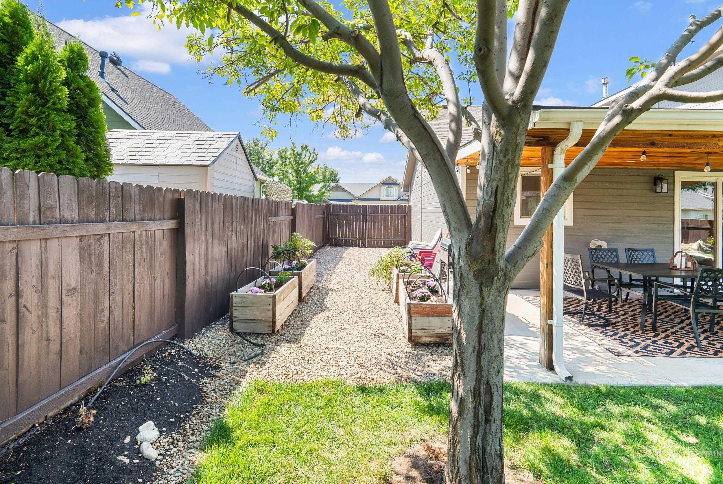 12482 W Tevoit, Boise, Idaho 83709, 3 Bedrooms, 2.5 Bathrooms, Residential For Sale, Price $499,990,MLS 98975698