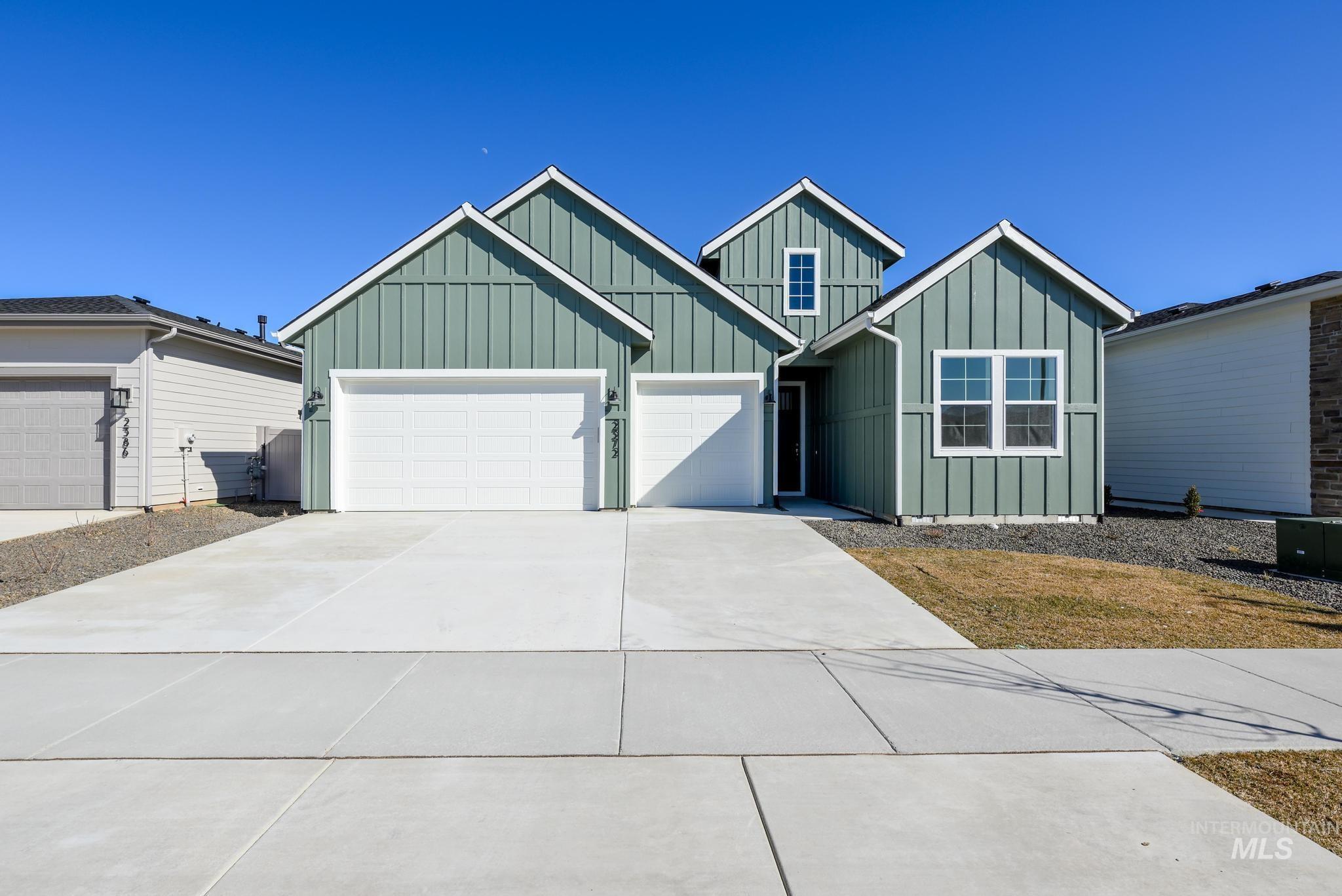 8553 W Stock Bridge St, Star, Idaho 83669, 2 Bedrooms, 2.5 Bathrooms, Residential For Sale, Price $689,000,MLS 98975699