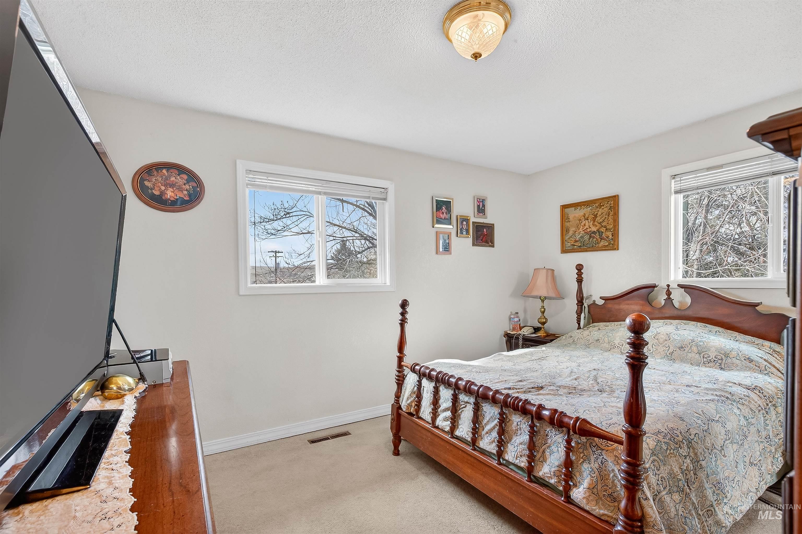 3430 Meadowlark Drive, Lewiston, Idaho 83501, 5 Bedrooms, 3 Bathrooms, Residential For Sale, Price $540,000,MLS 98975700