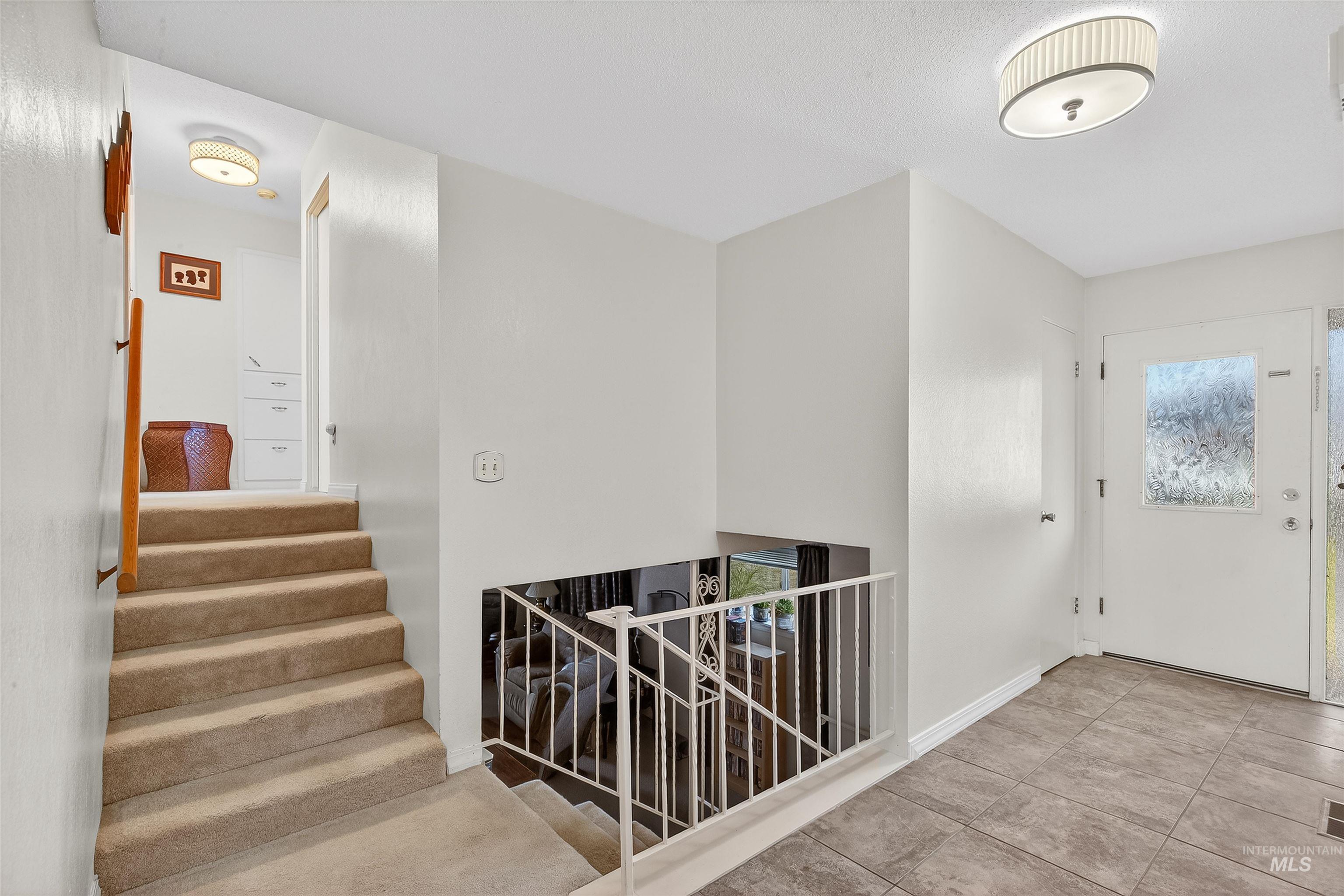 3430 Meadowlark Drive, Lewiston, Idaho 83501, 5 Bedrooms, 3 Bathrooms, Residential For Sale, Price $540,000,MLS 98975700