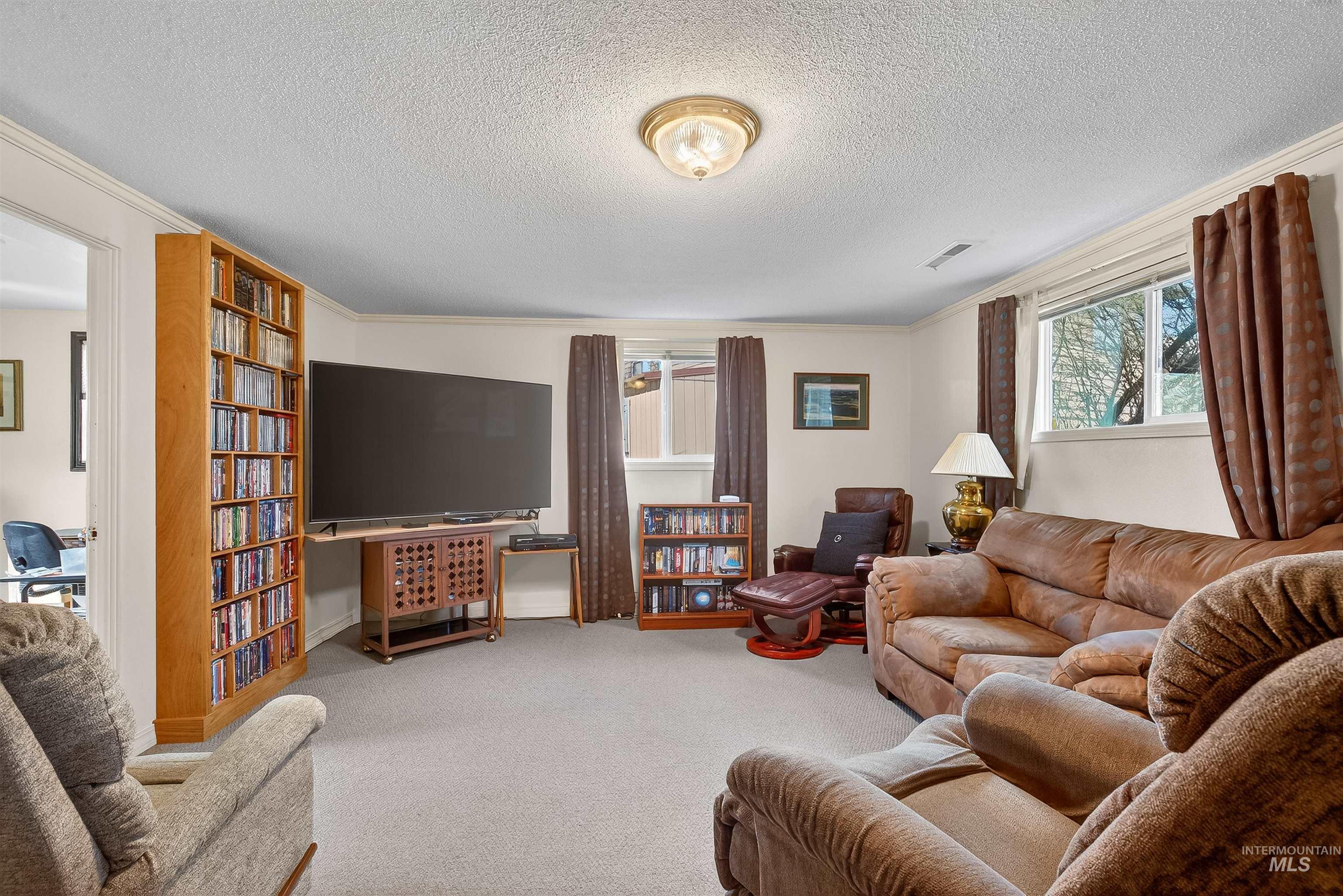 3430 Meadowlark Drive, Lewiston, Idaho 83501, 5 Bedrooms, 3 Bathrooms, Residential For Sale, Price $540,000,MLS 98975700