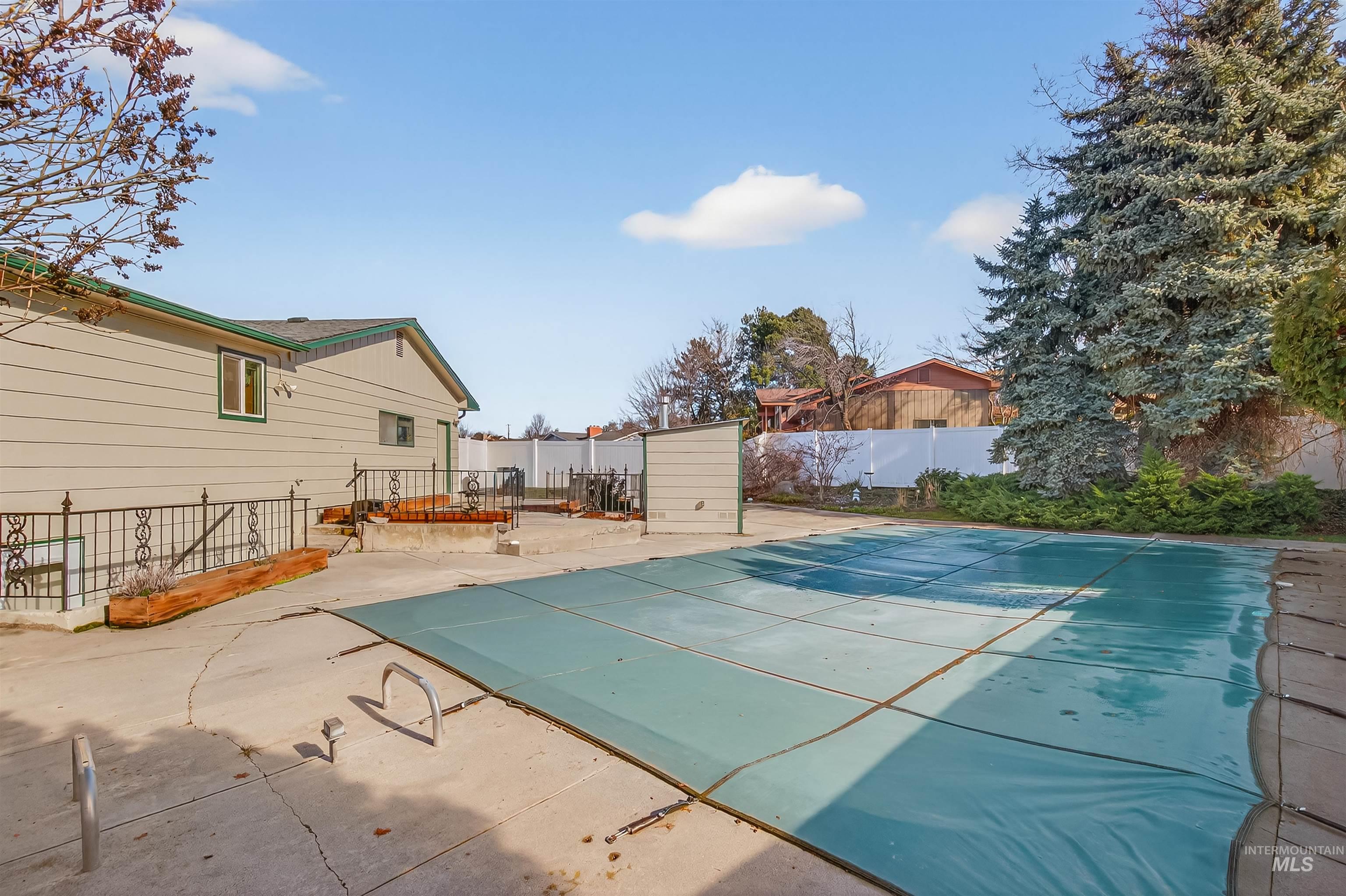 3430 Meadowlark Drive, Lewiston, Idaho 83501, 5 Bedrooms, 3 Bathrooms, Residential For Sale, Price $540,000,MLS 98975700