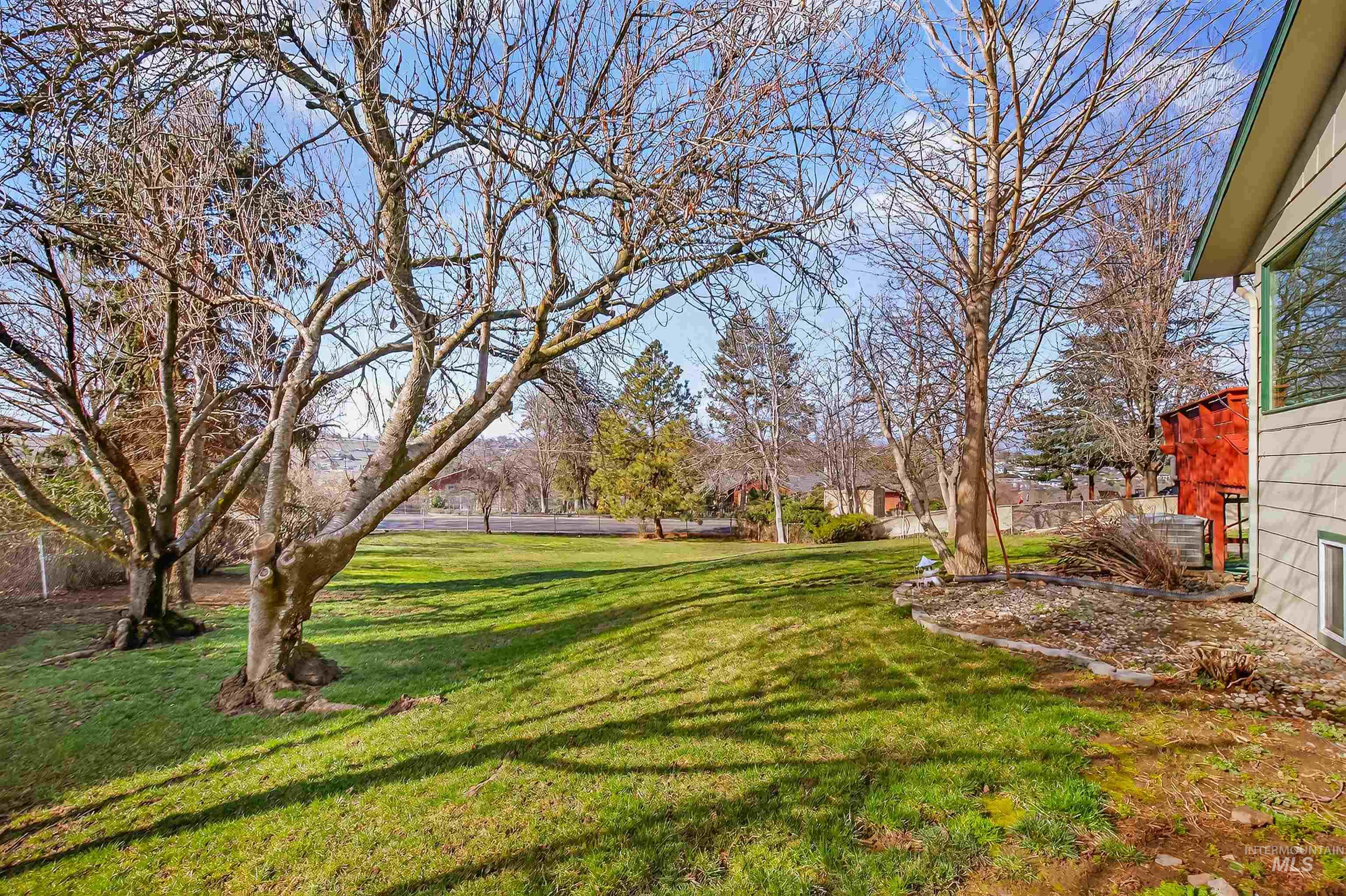 3430 Meadowlark Drive, Lewiston, Idaho 83501, 5 Bedrooms, 3 Bathrooms, Residential For Sale, Price $540,000,MLS 98975700