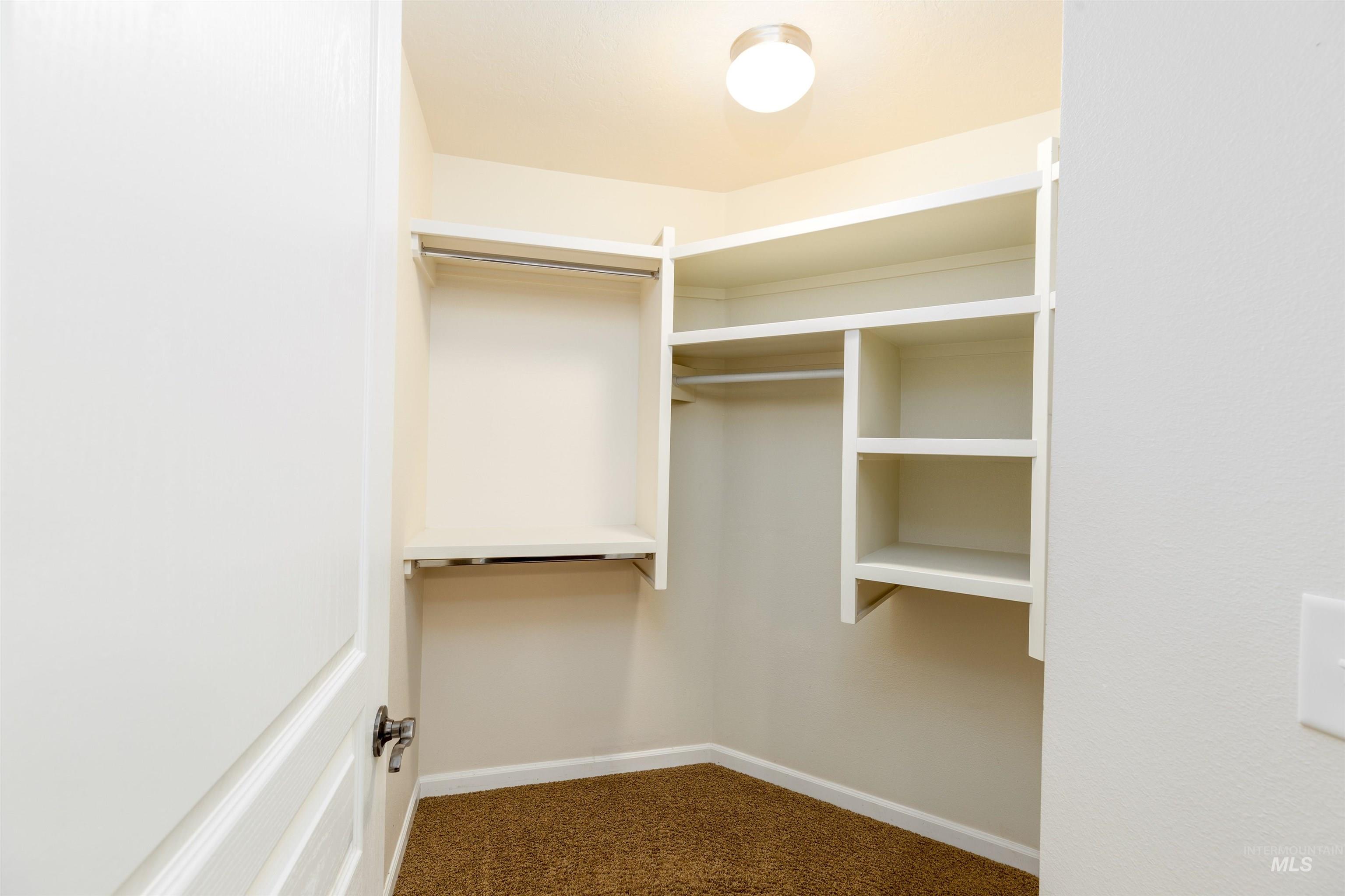 2858 N Cloverdale Rd, Boise, Idaho 83713, 2 Bedrooms, 2 Bathrooms, Residential For Sale, Price $450,000, 98975702