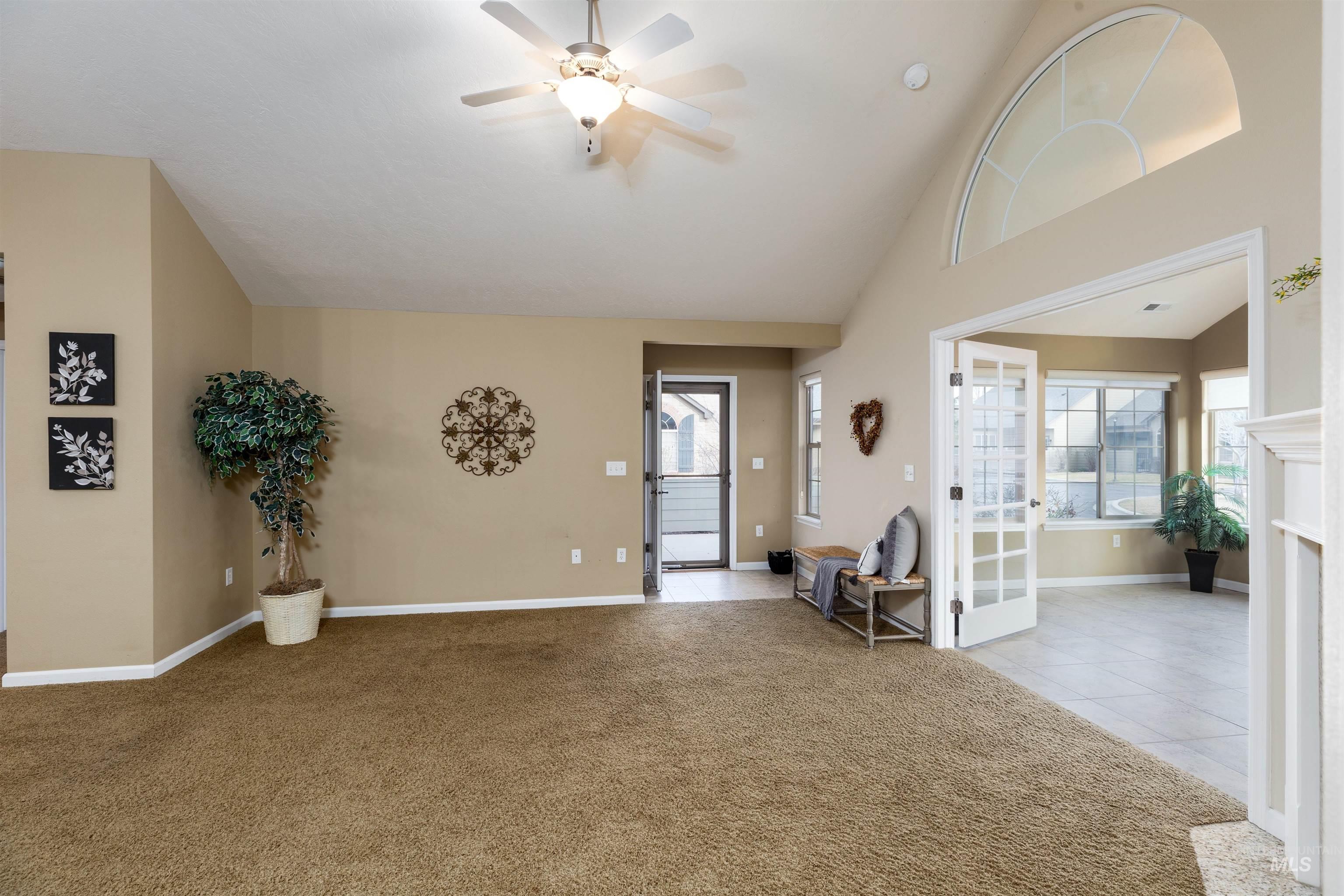 2858 N Cloverdale Rd, Boise, Idaho 83713, 2 Bedrooms, 2 Bathrooms, Residential For Sale, Price $450,000, 98975702