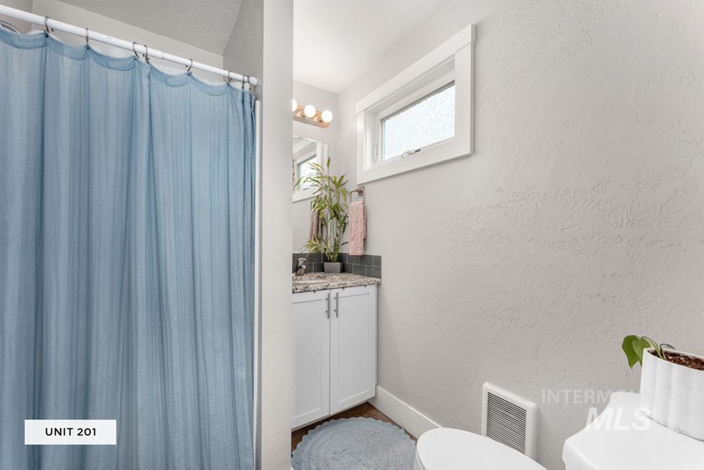 1311 W Washington St, Boise, Idaho 83702, 1 Bedroom, 1 Bathroom, Residential Income For Sale, Price $1,100,000,MLS 98975703