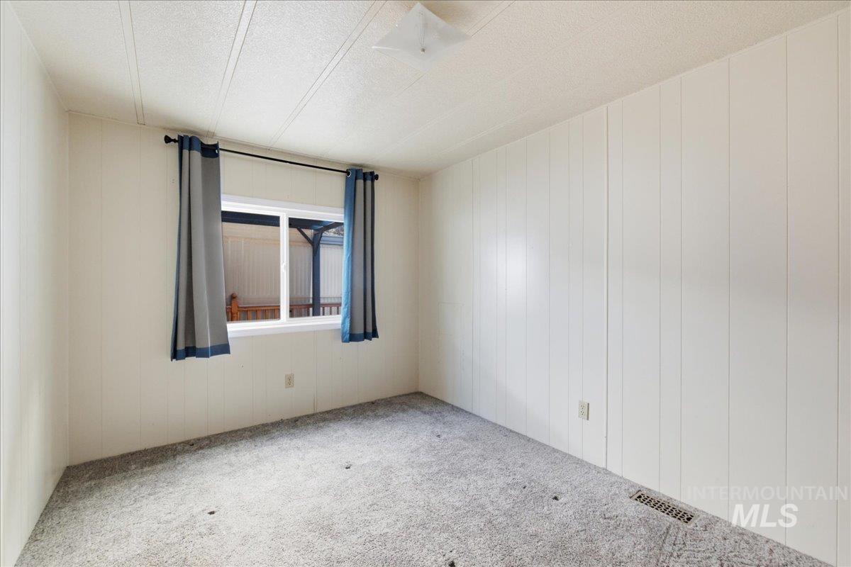 7935 W Appomattox Lane, Boise, Idaho 83714, 3 Bedrooms, 2 Bathrooms, Residential For Sale, Price $115,000, 98975707