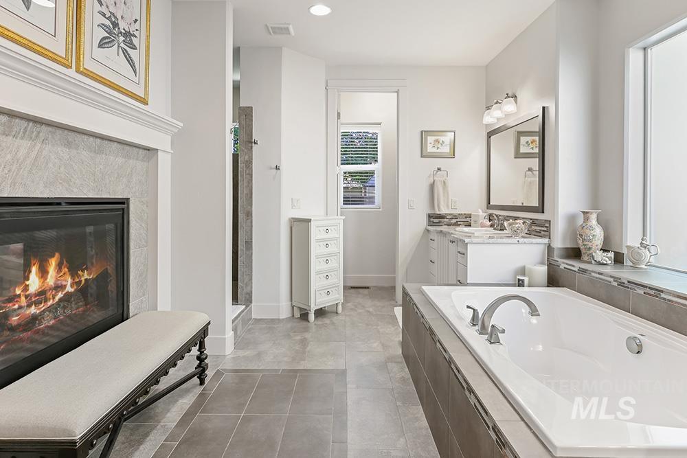 5893 N Senita Hills Ave, Meridian, Idaho 83646, 4 Bedrooms, 2.5 Bathrooms, Residential For Sale, Price $940,000,MLS 98975708