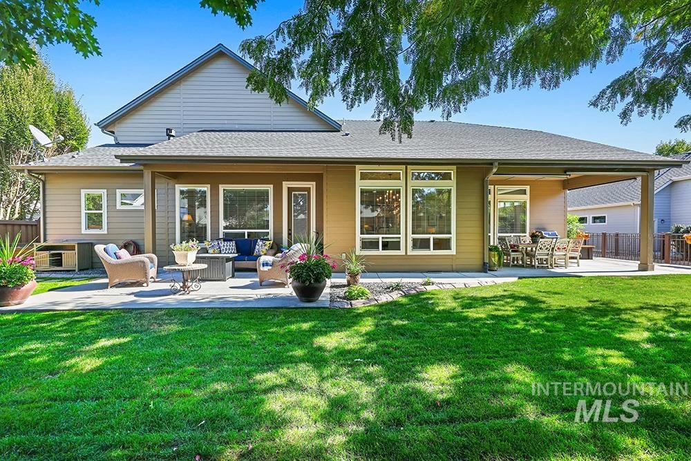 5893 N Senita Hills Ave, Meridian, Idaho 83646, 4 Bedrooms, 2.5 Bathrooms, Residential For Sale, Price $940,000,MLS 98975708
