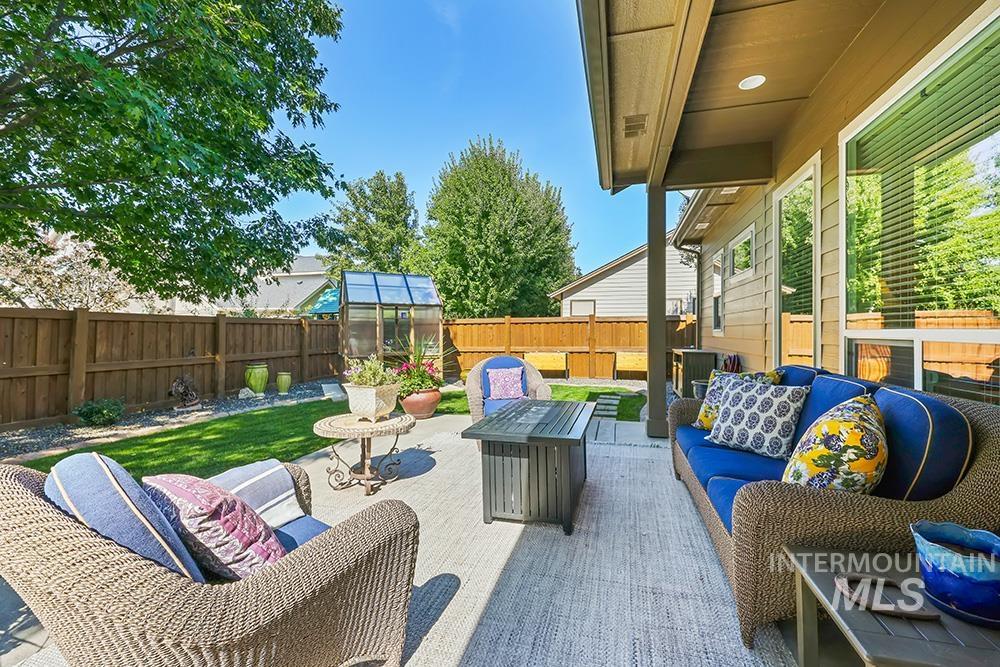 5893 N Senita Hills Ave, Meridian, Idaho 83646, 4 Bedrooms, 2.5 Bathrooms, Residential For Sale, Price $940,000,MLS 98975708