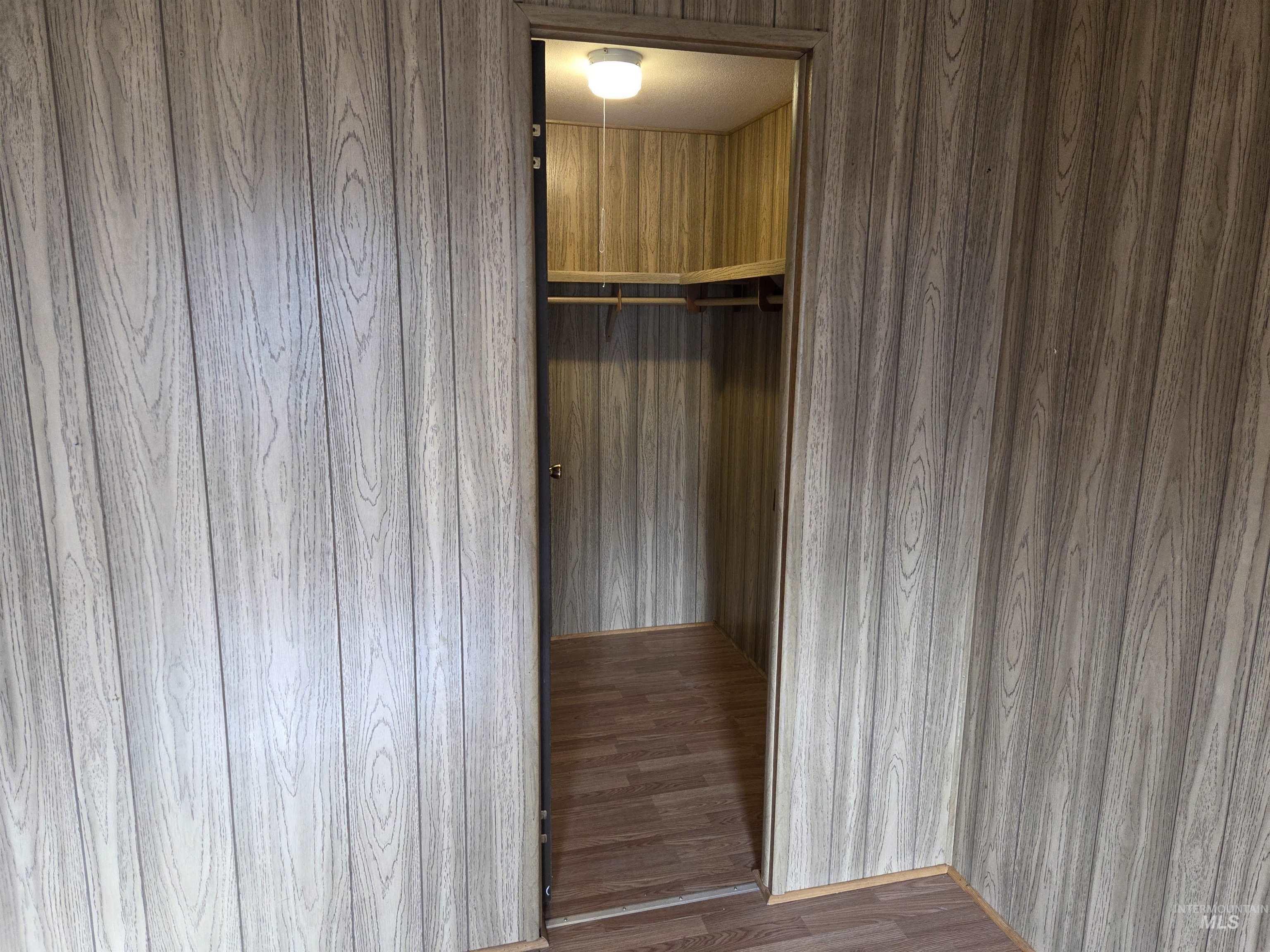 604 N Locust, Kuna, Idaho 83634, 3 Bedrooms, 1 Bathroom, Residential For Sale, Price $295,000, 98975711