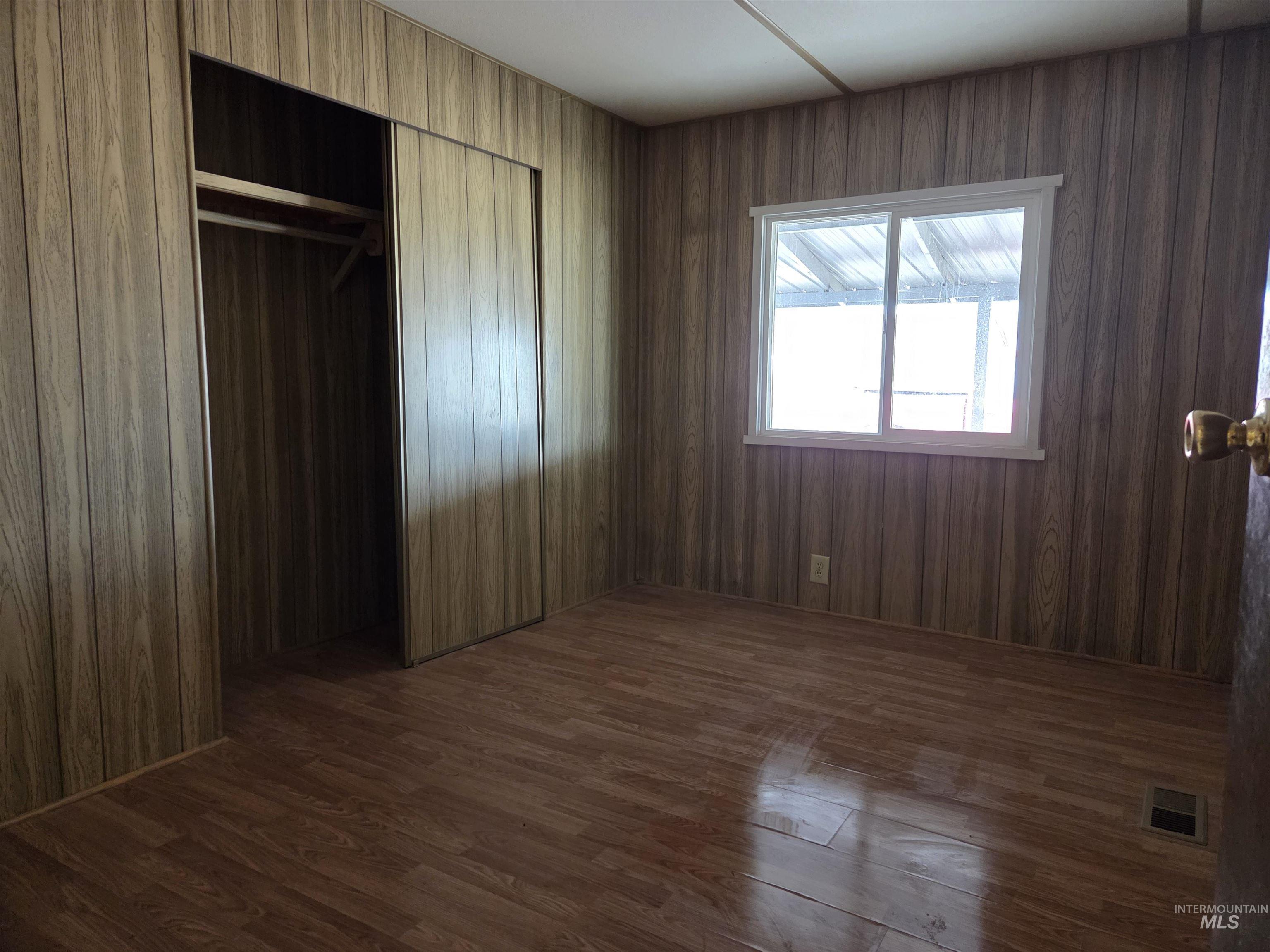 604 N Locust, Kuna, Idaho 83634, 3 Bedrooms, 1 Bathroom, Residential For Sale, Price $295,000, 98975711