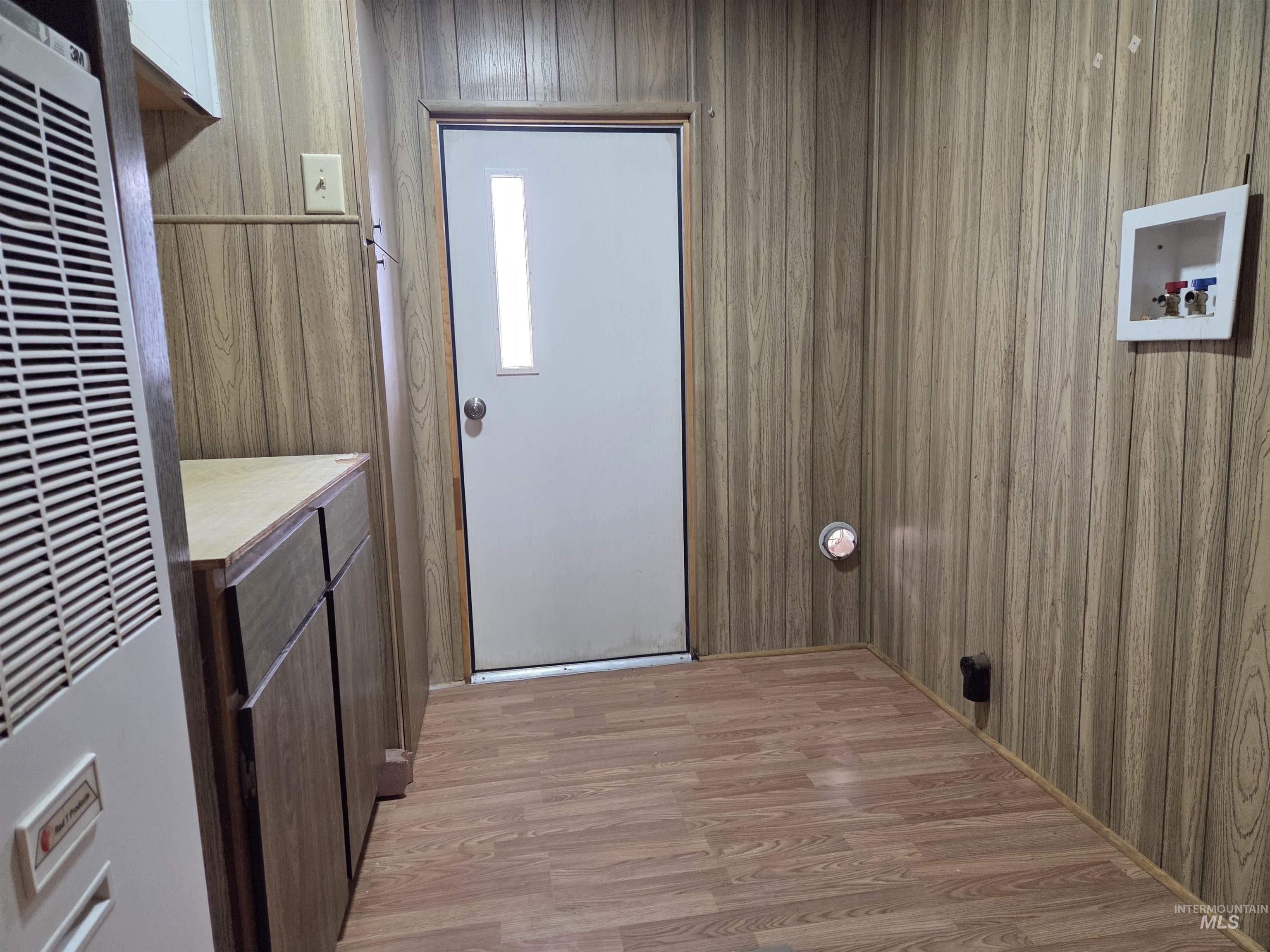 604 N Locust, Kuna, Idaho 83634, 3 Bedrooms, 1 Bathroom, Residential For Sale, Price $295,000, 98975711