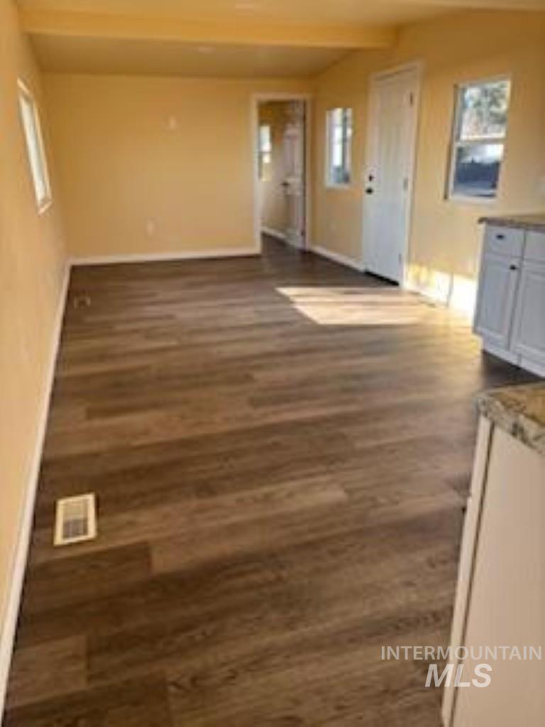 7701 W Ustick, Boise, Idaho 83704, 2 Bedrooms, 1.5 Bathrooms, Residential For Sale, Price $125,000, 98975715