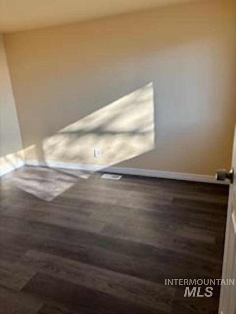 7701 W Ustick, Boise, Idaho 83704, 2 Bedrooms, 1.5 Bathrooms, Residential For Sale, Price $125,000, 98975715