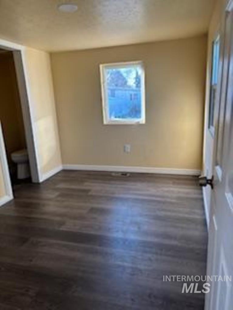 7701 W Ustick, Boise, Idaho 83704, 2 Bedrooms, 1.5 Bathrooms, Residential For Sale, Price $125,000, 98975715