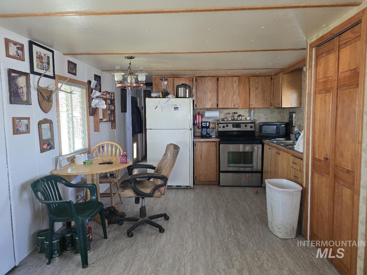 350 Grandview Dr, Twin Falls, Idaho 83301-5466, 1 Bedroom, 1 Bathroom, Residential For Sale, Price $23,000, 98975717