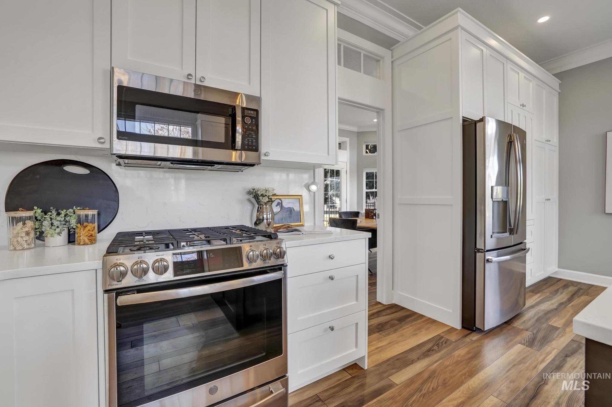 1965 Candleridge dr, Twin Falls, Idaho 83301, 3 Bedrooms, 2.5 Bathrooms, Residential For Sale, Price $865,000,MLS 98975718