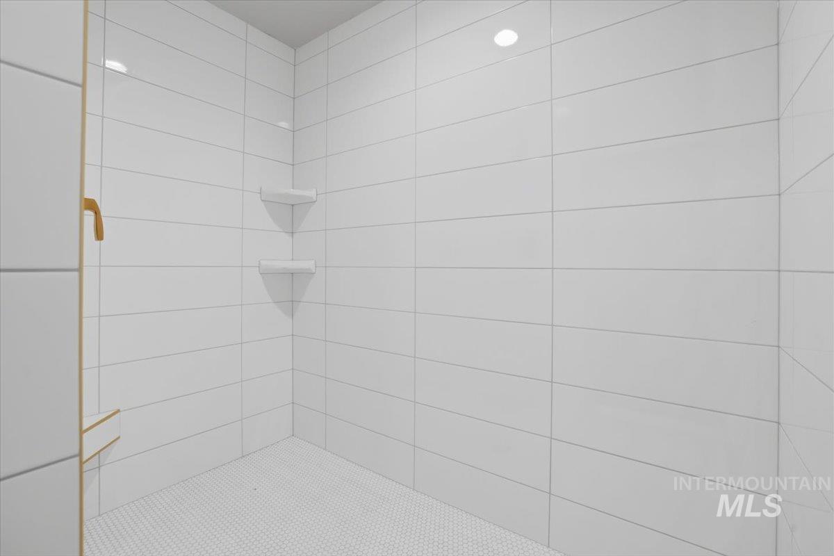 2654 Soulen Dr, Emmett, Idaho 83617, 3 Bedrooms, 2 Bathrooms, Residential For Sale, Price $559,900,MLS 98975722