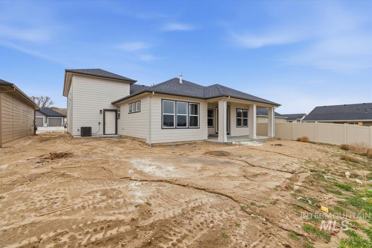 2654 Soulen Dr, Emmett, Idaho 83617, 3 Bedrooms, 2 Bathrooms, Residential For Sale, Price $559,900,MLS 98975722