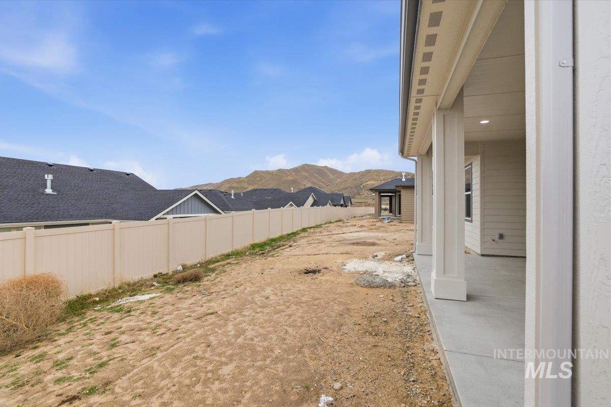 2654 Soulen Dr, Emmett, Idaho 83617, 3 Bedrooms, 2 Bathrooms, Residential For Sale, Price $559,900,MLS 98975722