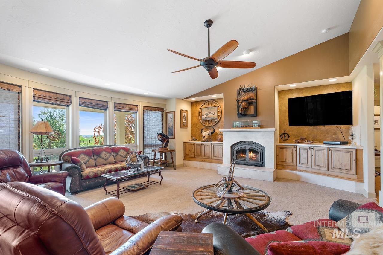 4532 Oak Road, Ontario, Oregon 97914, 4 Bedrooms, 2.5 Bathrooms, Residential For Sale, Price $1,549,000,MLS 98975726