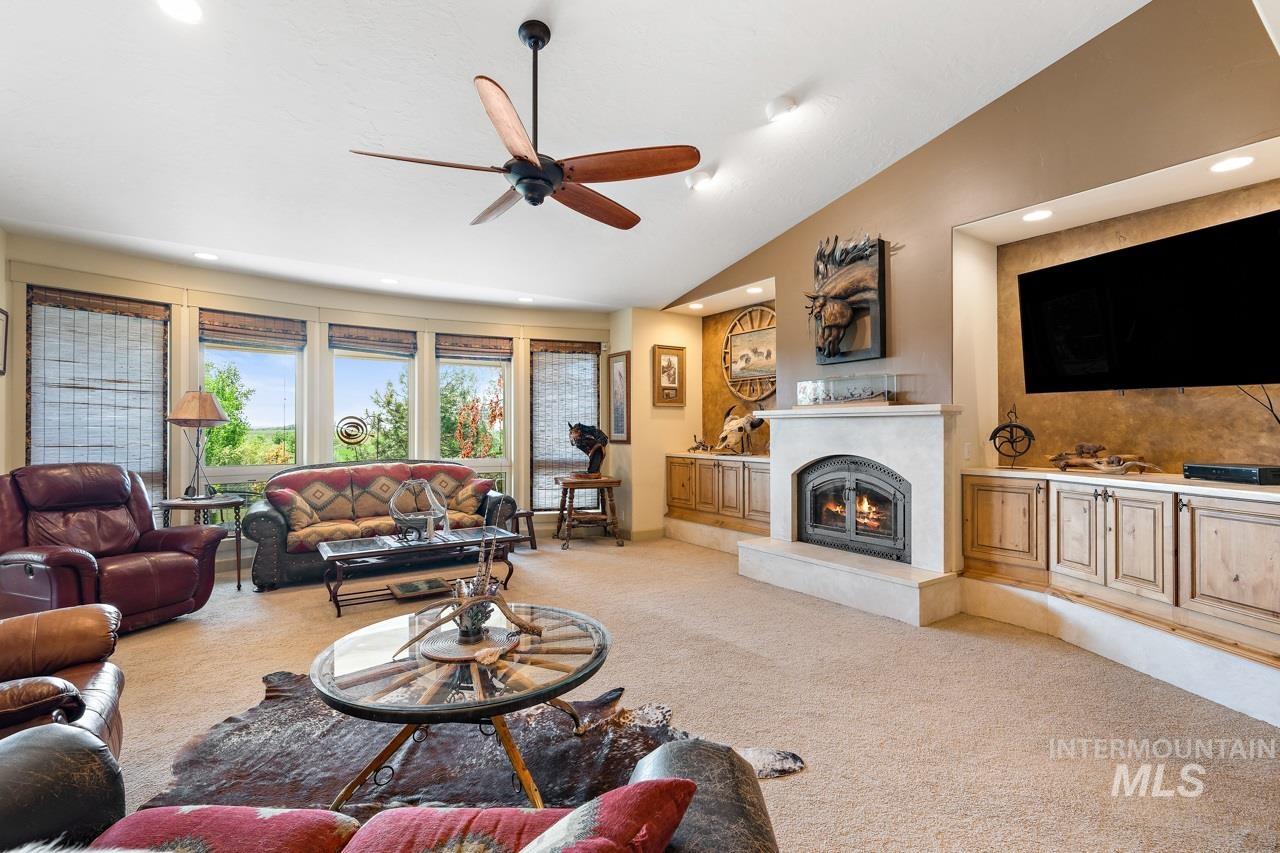 4532 Oak Road, Ontario, Oregon 97914, 4 Bedrooms, 2.5 Bathrooms, Residential For Sale, Price $1,549,000,MLS 98975726