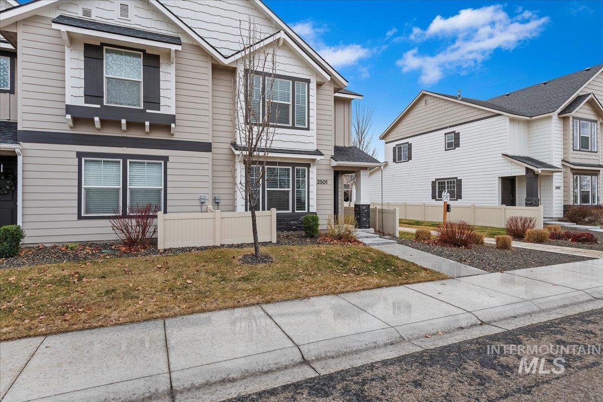 2501 E Goldstone St, Meridian, Idaho 83642-5374, 2 Bedrooms, 2.5 Bathrooms, Residential For Sale, Price $349,990,MLS 98975729