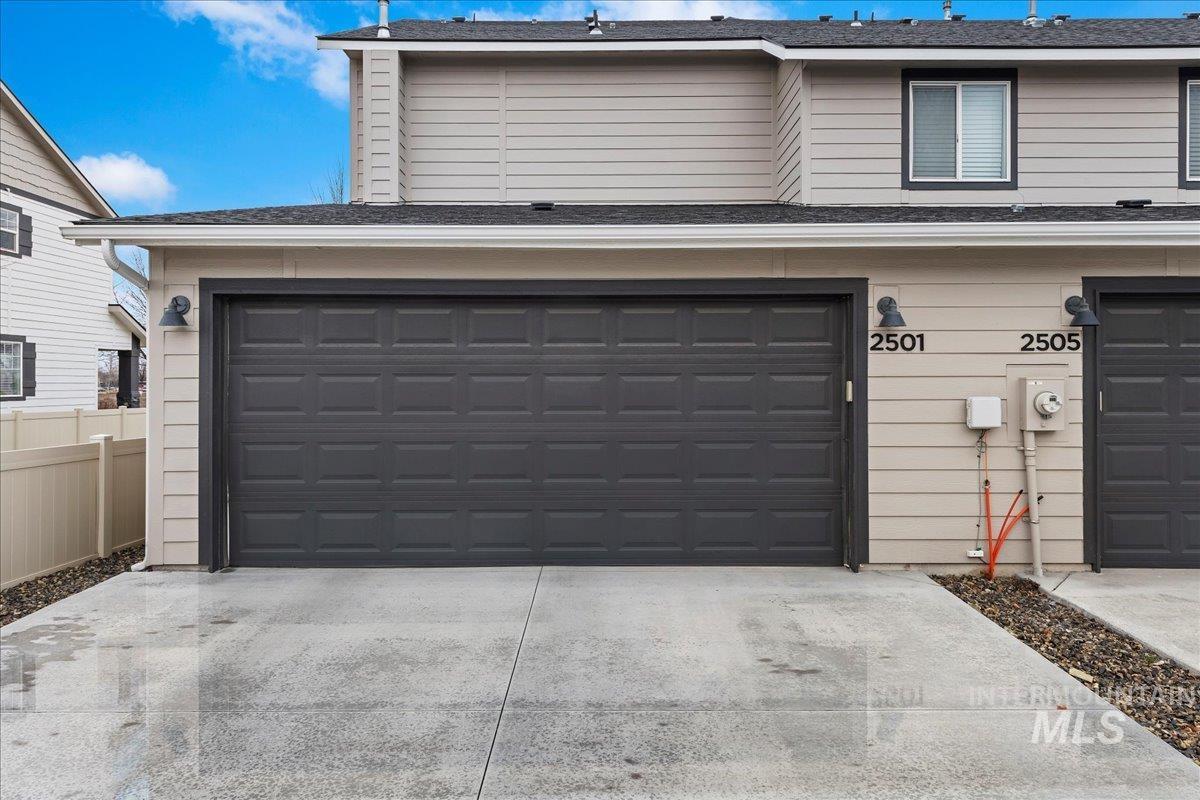 2501 E Goldstone St, Meridian, Idaho 83642-5374, 2 Bedrooms, 2.5 Bathrooms, Residential For Sale, Price $349,990,MLS 98975729