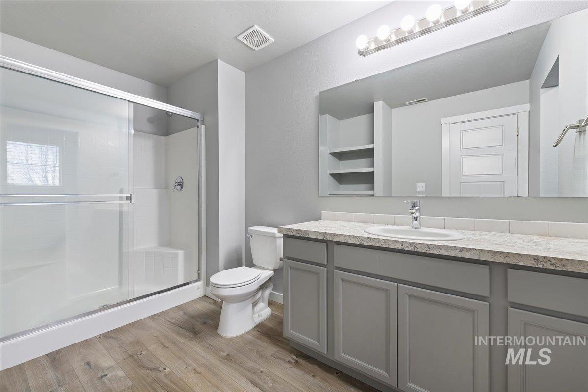 2513 E Goldstone St, Meridian, Idaho 83642-5374, 3 Bedrooms, 2.5 Bathrooms, Residential For Sale, Price $380,990,MLS 98975732