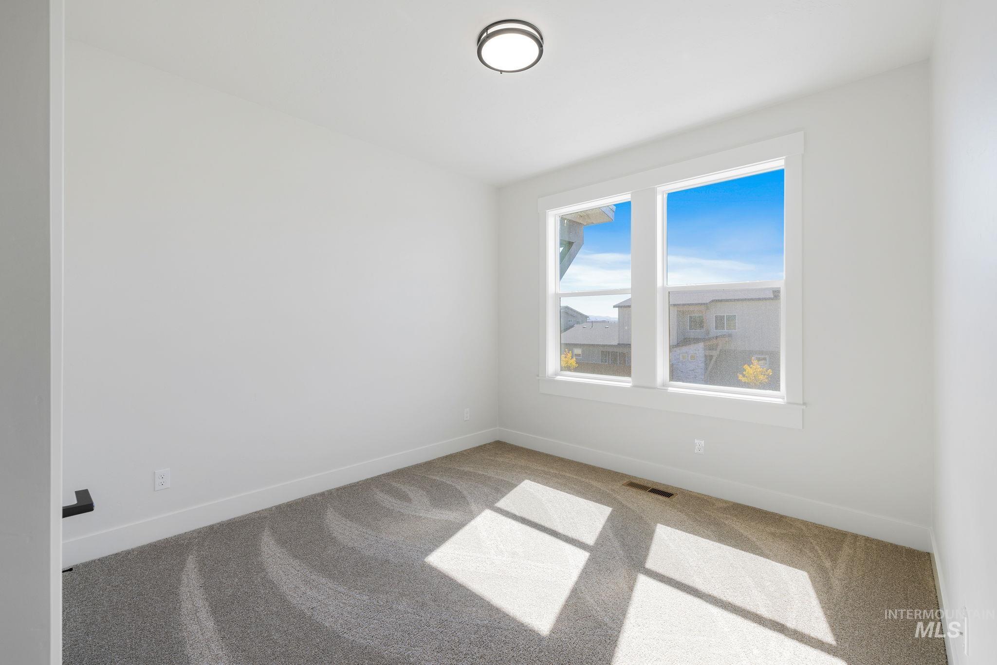 24 Bridger St, Cascade, Idaho 83611, 2 Bedrooms, 2.5 Bathrooms, Residential For Sale, Price $504,900,MLS 98975734